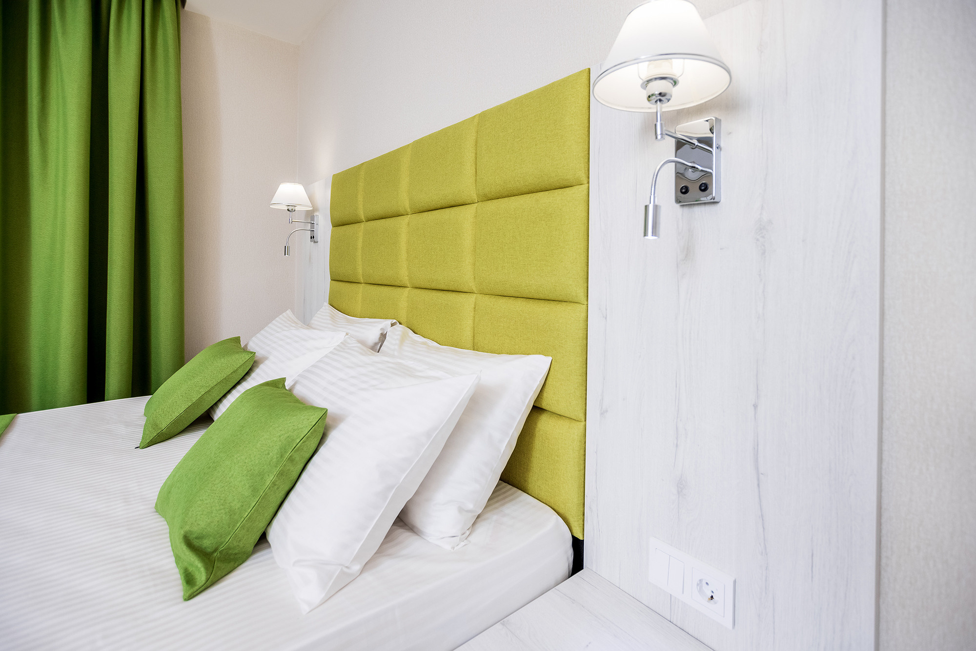 Гостиница «Николаев Двор», Геленджик, Тонкий мыс. Фотограф Александр Трихонюк. Фото недвижимости в Геленджике