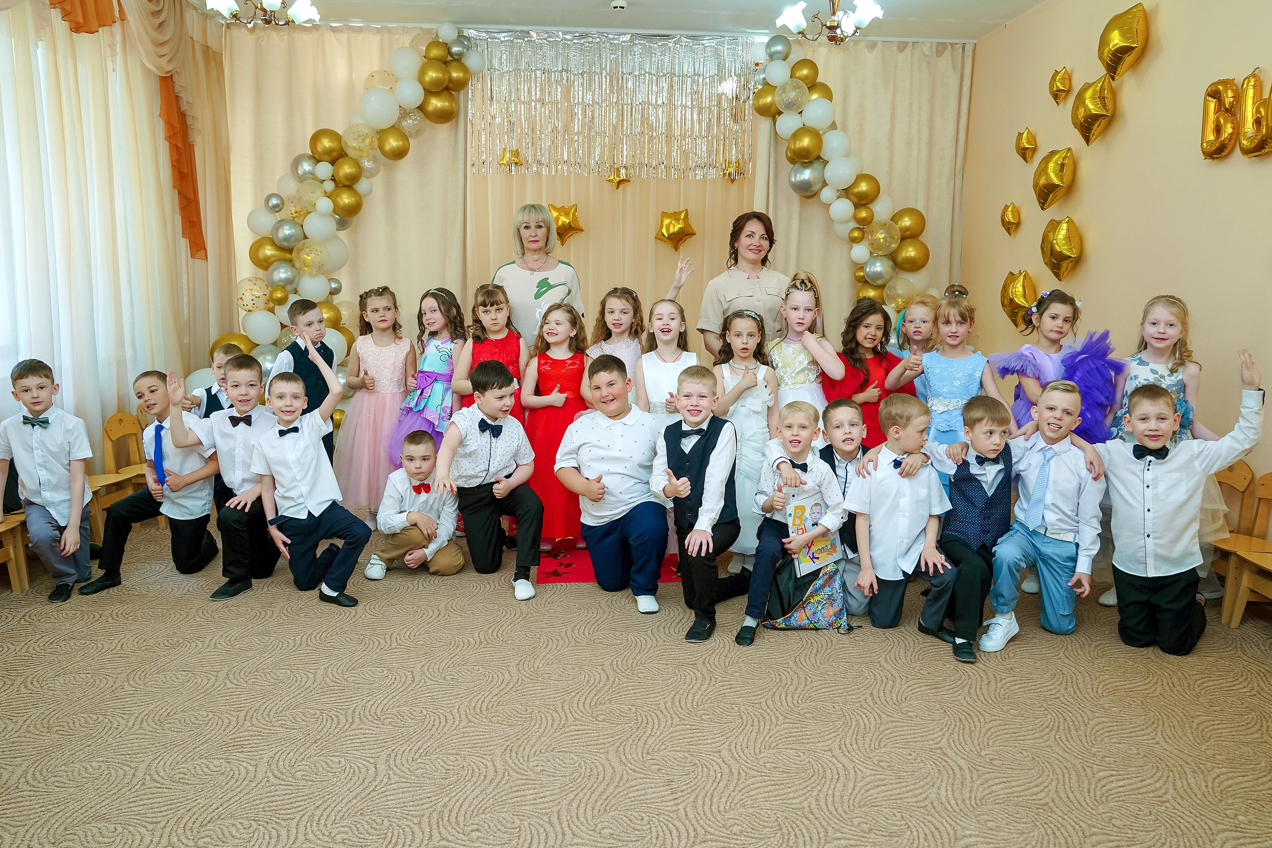 Фотосъемка видеосъёмка фотограф видеооператор новогодних утренников  в. Фотограф, видеооператор Нина Коршунова