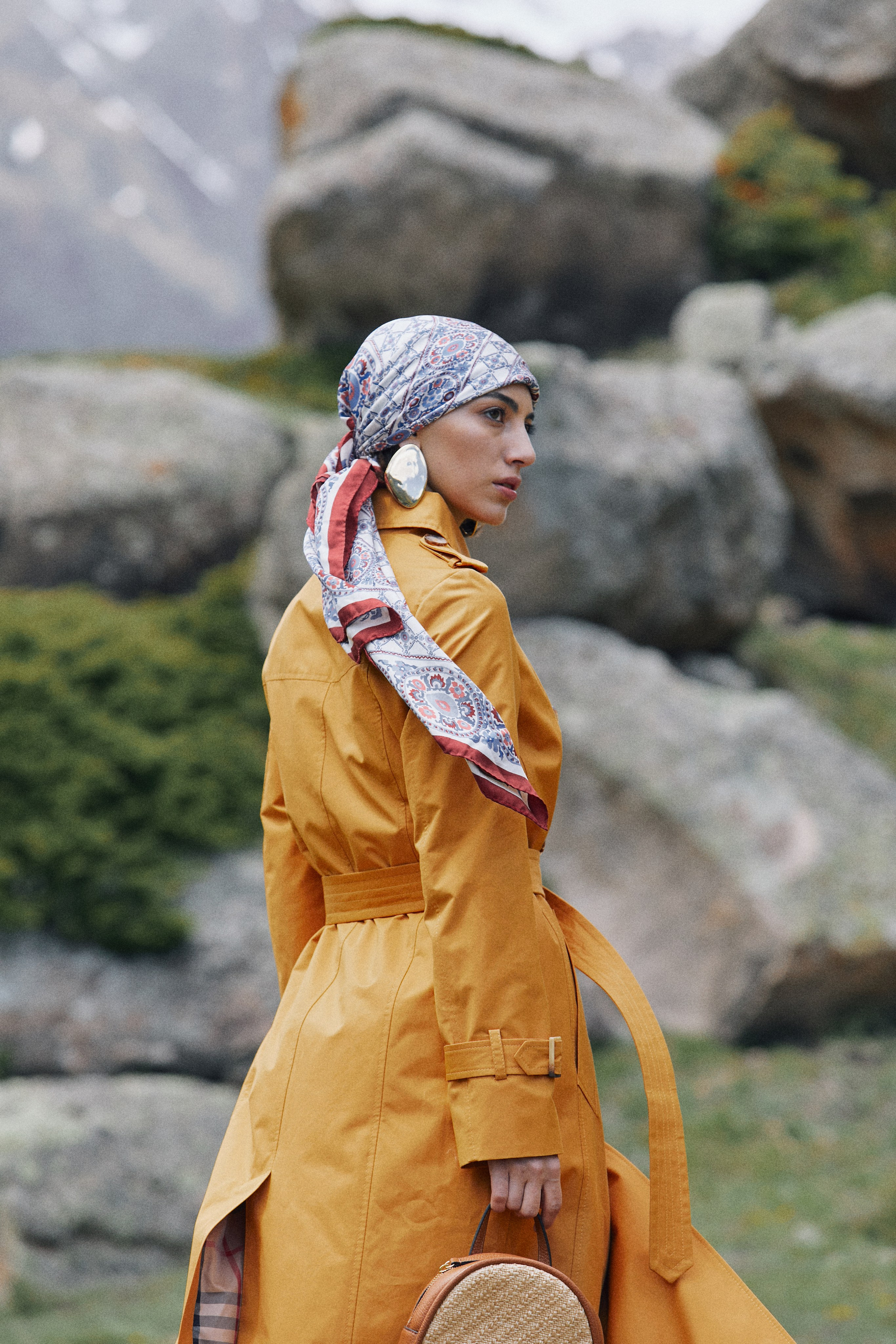 Съемка для бренда в горах. Фотограф Продюсер в горах КБР / Москва  Нальчик Горы