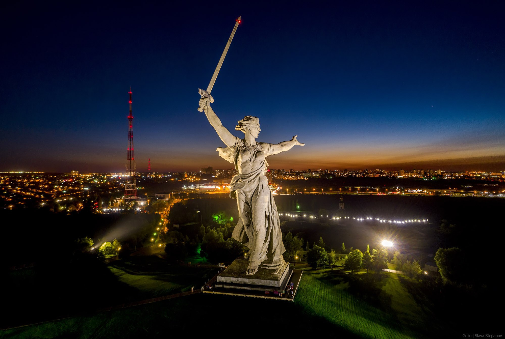 Волгоград, скульптура родина мать зовёт