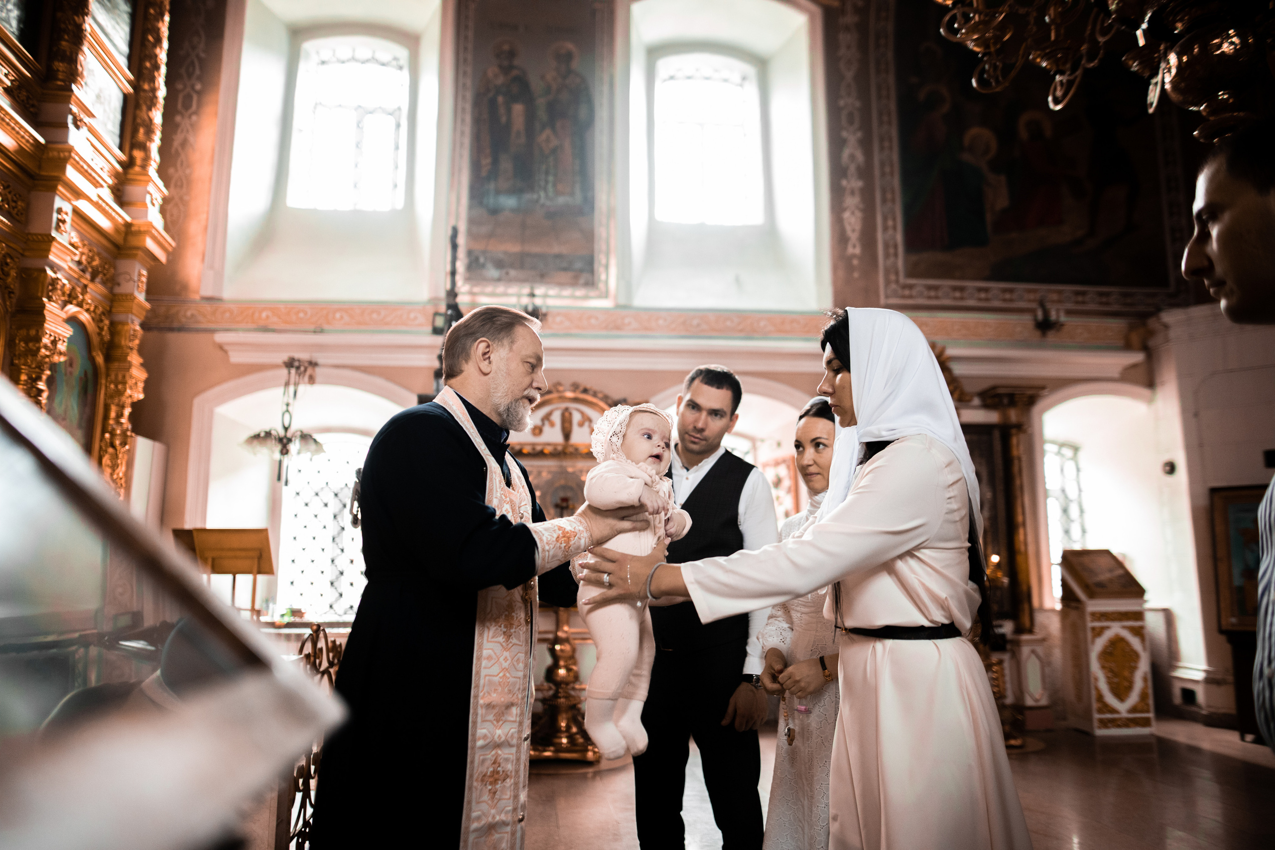 Крещение в Церкови Преображения Господня г. Нижний Новгород. Фотограф на крещение и венчание в Нижнем Новгороде.Свадебный Фотограф
