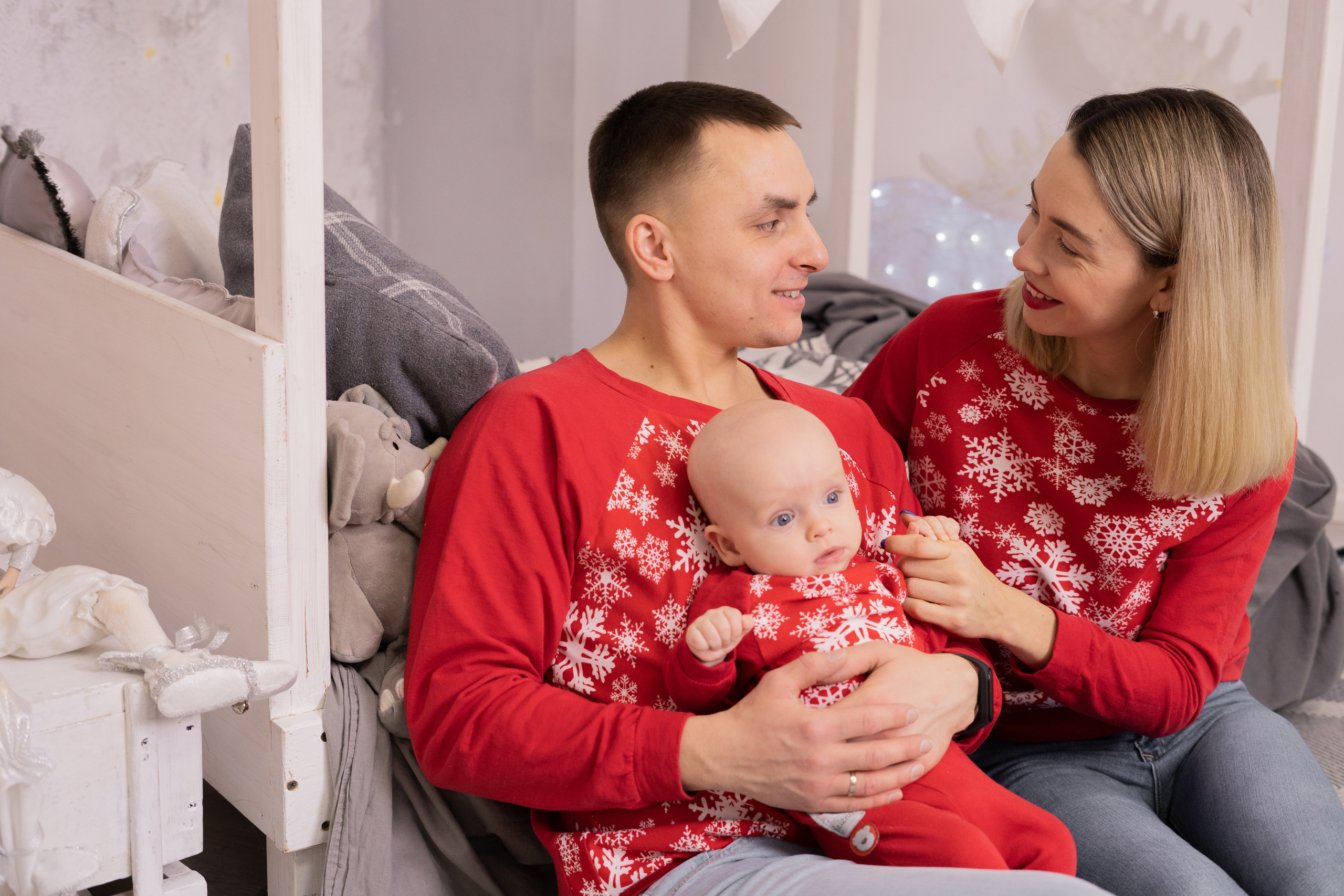 Семейная фотосессия. Фотограф на крещение и венчание в Нижнем Новгороде.Свадебный Фотограф