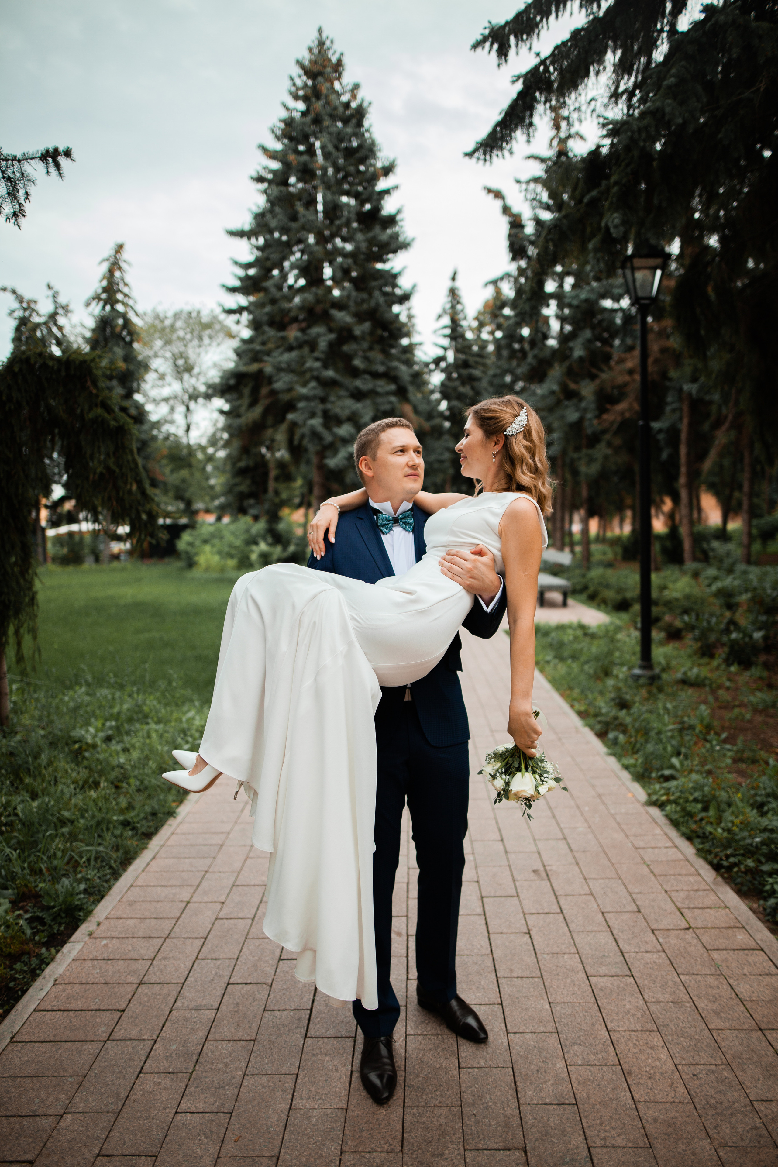 Свадебная фотосессия. Нижний Новгород Свадебный фотограф. Фотограф на крещение и венчание в Нижнем Новгороде.Свадебный Фотограф