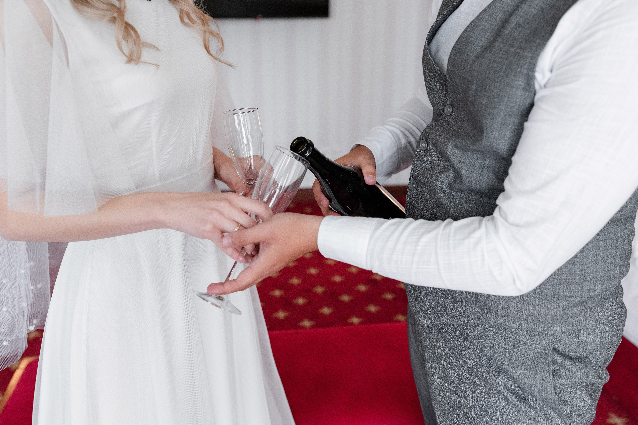 Инге и Виталий — камерная свадьба в Караганде. Свадебный фотограф Караганда