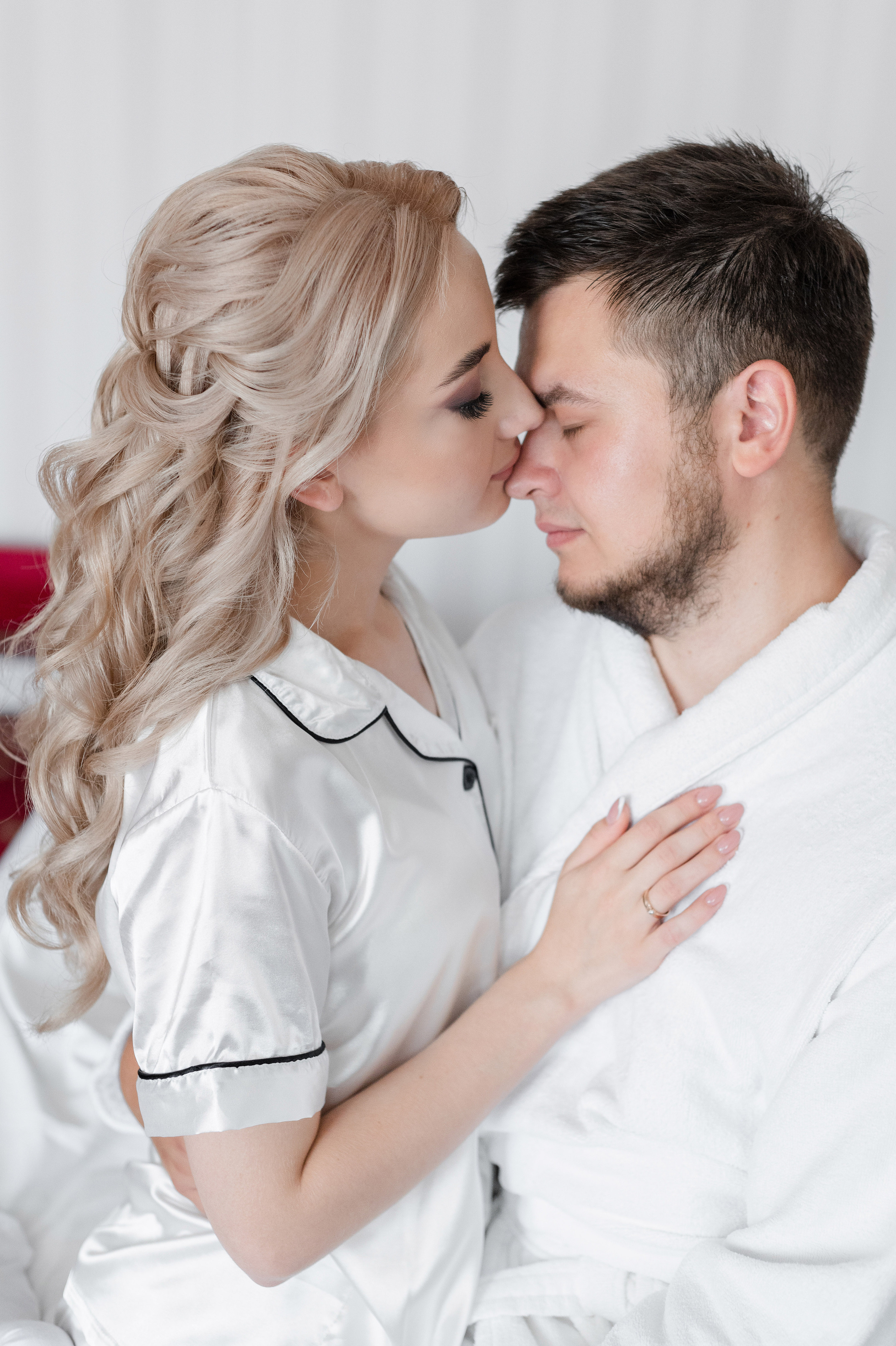 Инге и Виталий — камерная свадьба в Караганде. Свадебный фотограф Караганда