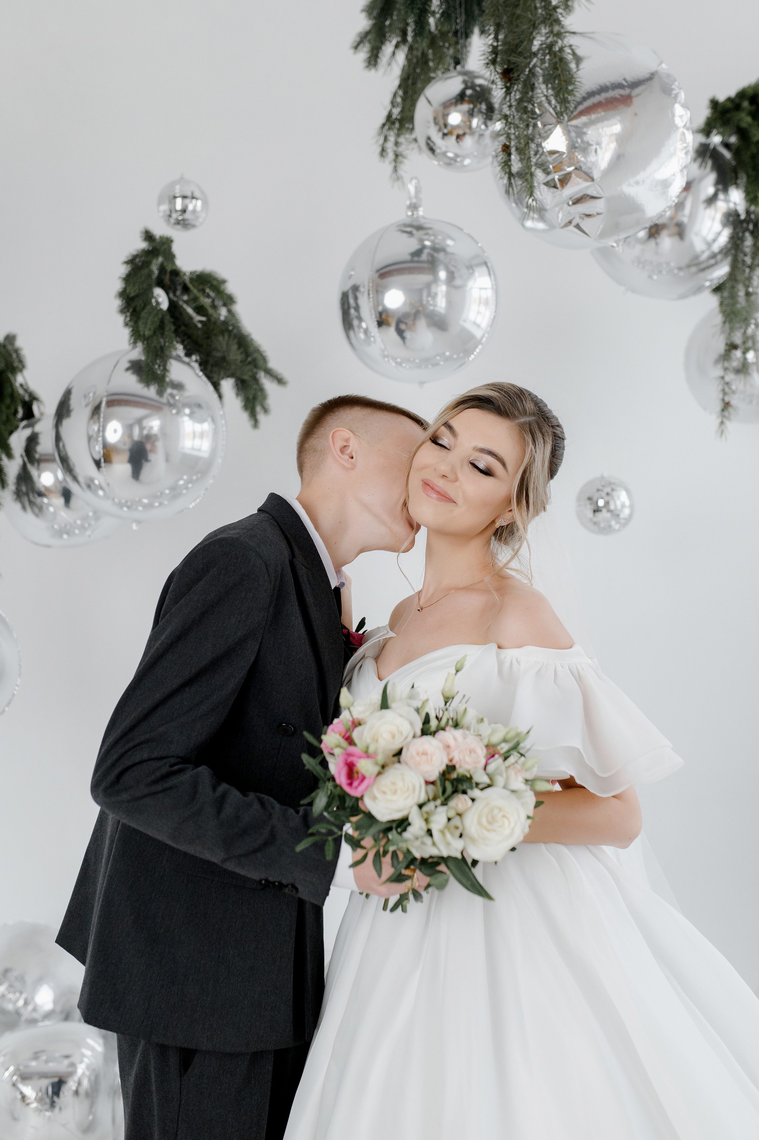 Ирина и Никита — Зимняя свадьба в Караганде. Свадебный фотограф Караганда