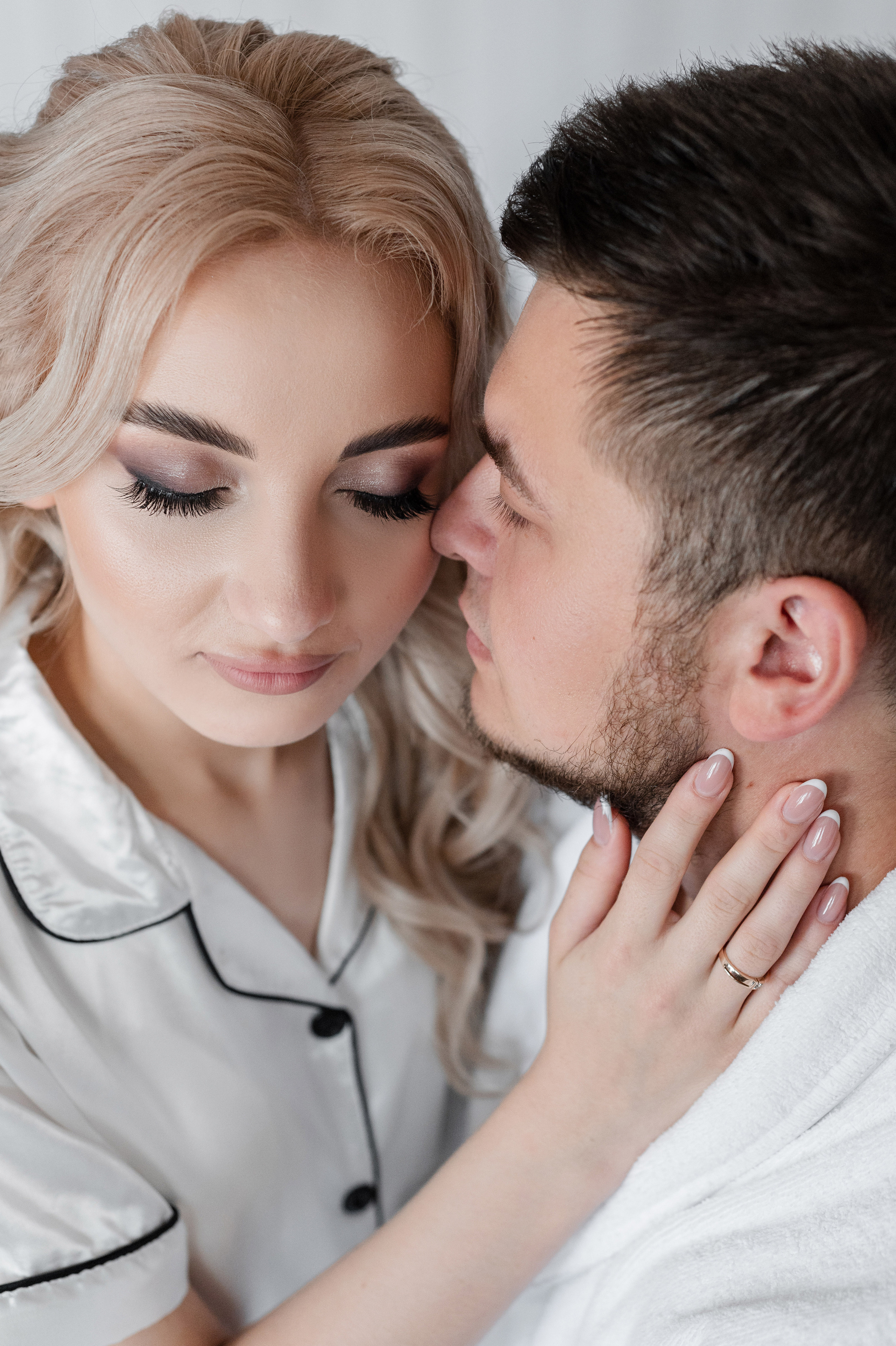 Инге и Виталий — камерная свадьба в Караганде. Свадебный фотограф Караганда