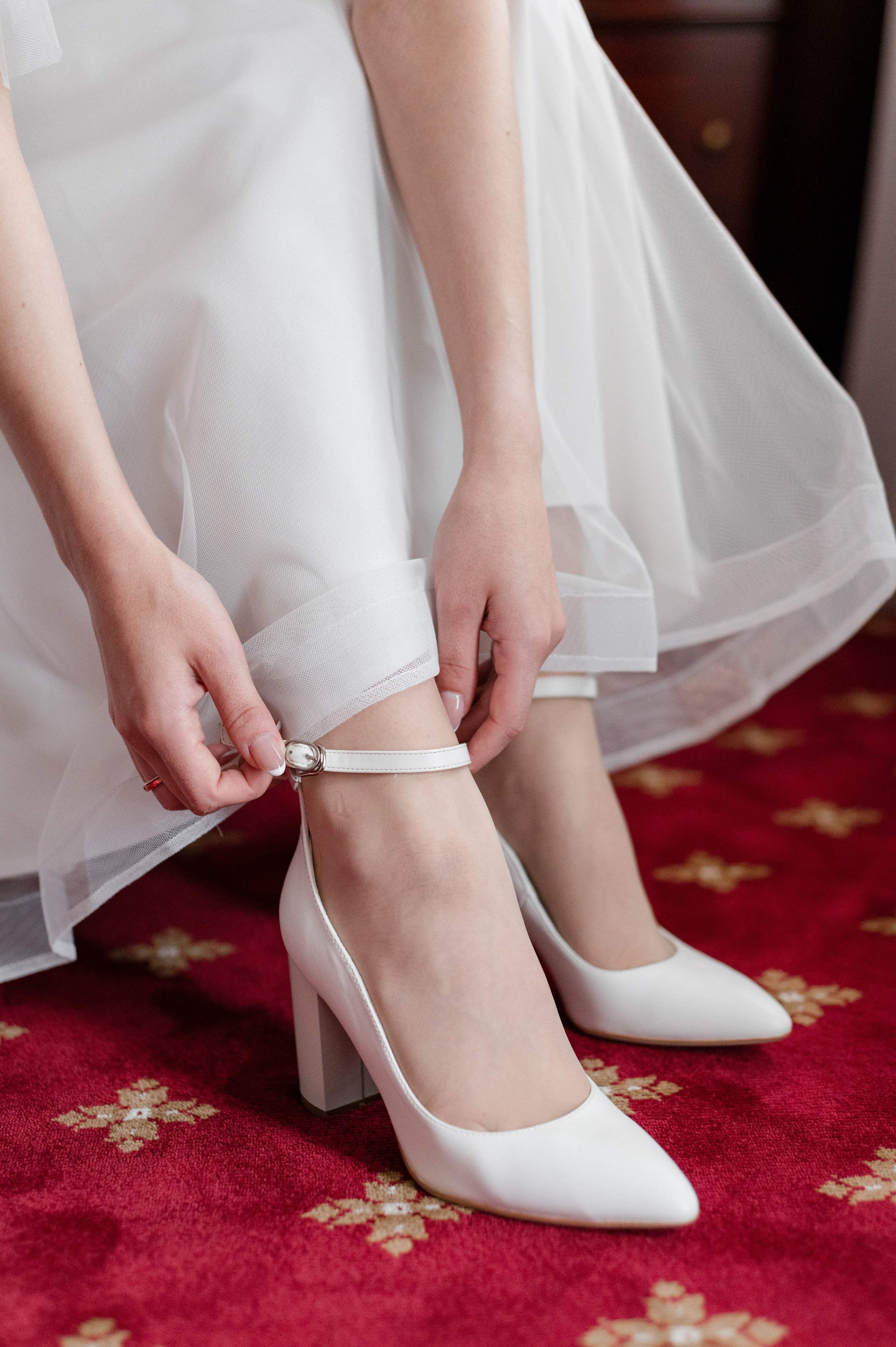 Инге и Виталий — камерная свадьба в Караганде. Свадебный фотограф Караганда