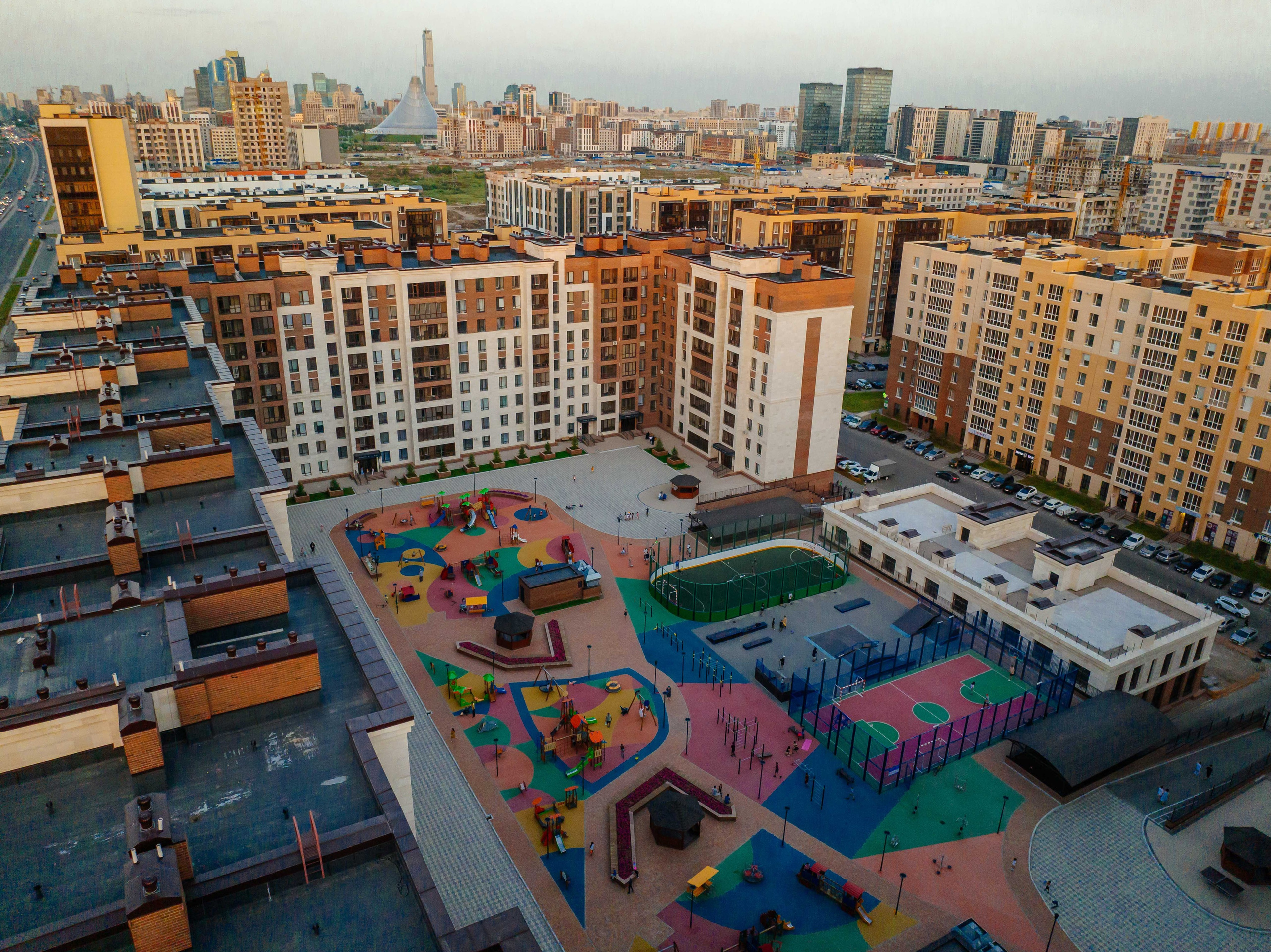 Проект 6. ЖК Манхэттен 1-5, Амстердам. Дата: июль 2023. Профессиональный фотограф в городе Астана/Алматы Даурен Сембаев