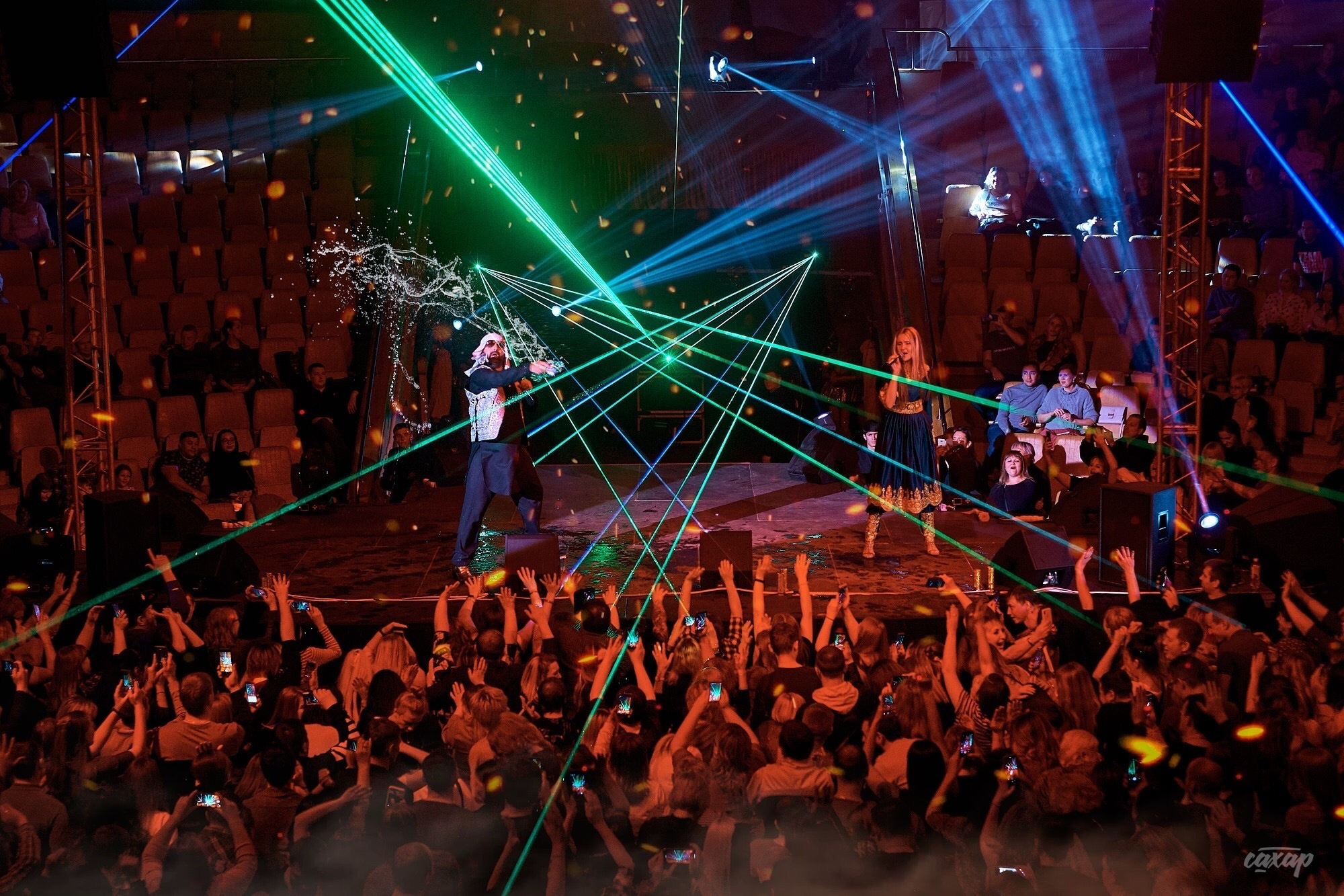 MR. CREDO концертный Фотограф в Екатеринбурге Юра Сахар Городецкий. Профессиональный фотограф в Екатеринбурге Юра Сахар