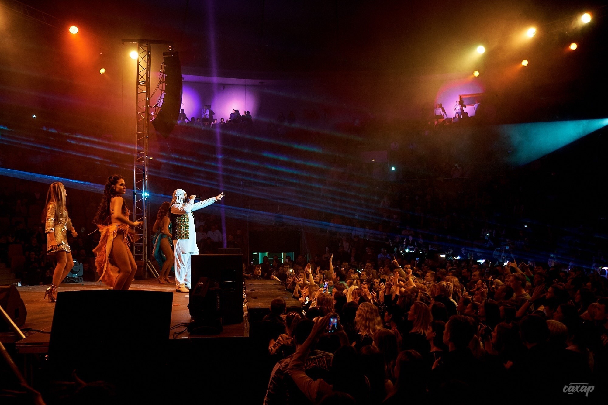 MR. CREDO концертный Фотограф в Екатеринбурге Юра Сахар Городецкий. Профессиональный фотограф в Екатеринбурге Юра Сахар