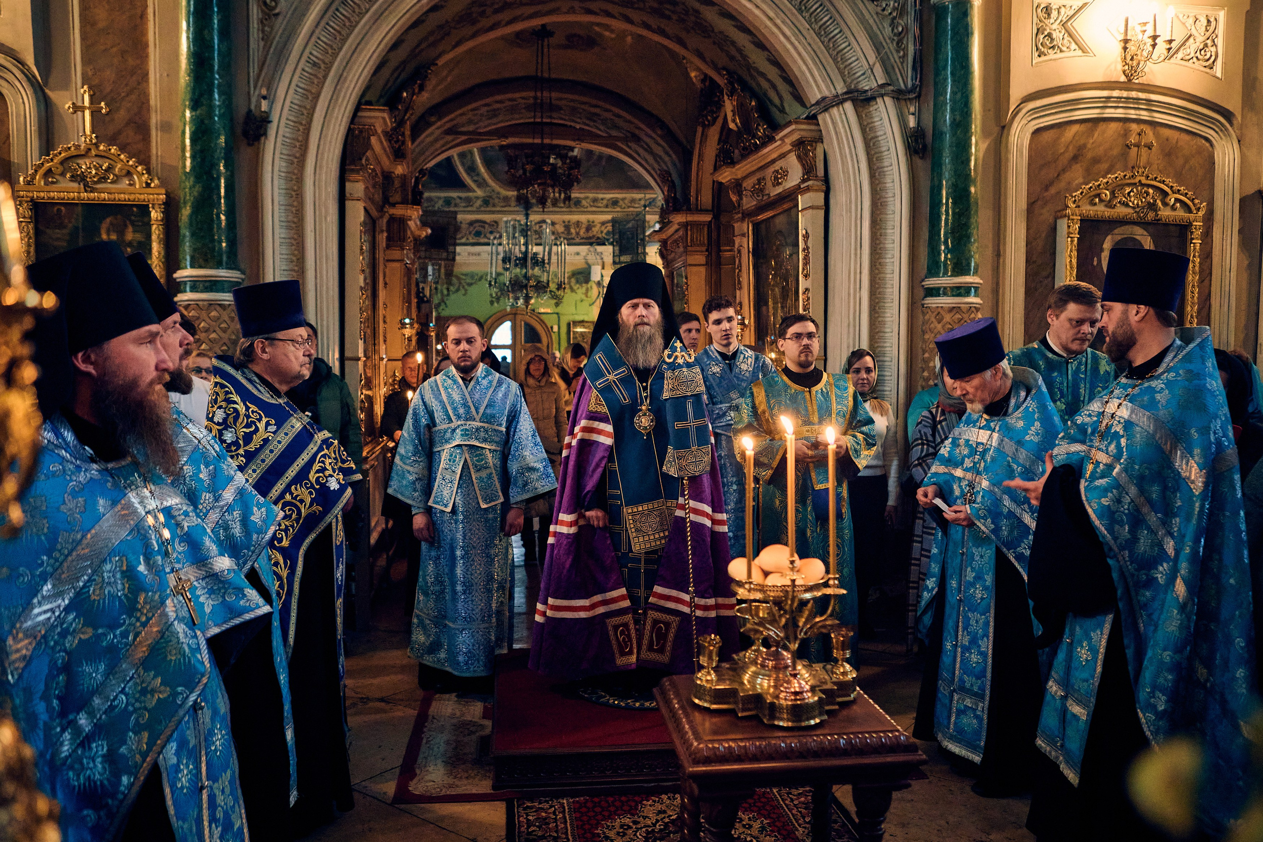 Всенощная на БЛАГОВЕЩЕНИЕ ПРЕСВЯТОЙ БОГОРОДИЦЫ. DMITRY MOISEENKO — фотограф, художник, топ-стилист