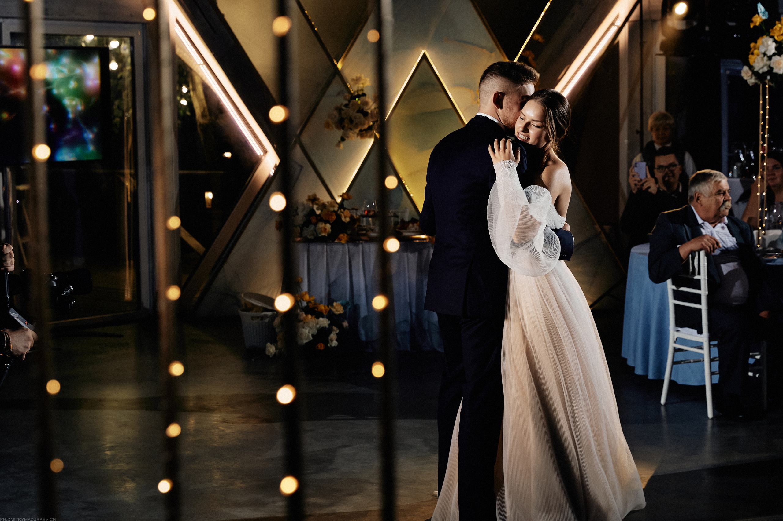 CLOUDS. LEADING. BLOGGER. Дмитрий Мазуркевич: Профессиональный Репортажный Фотограф