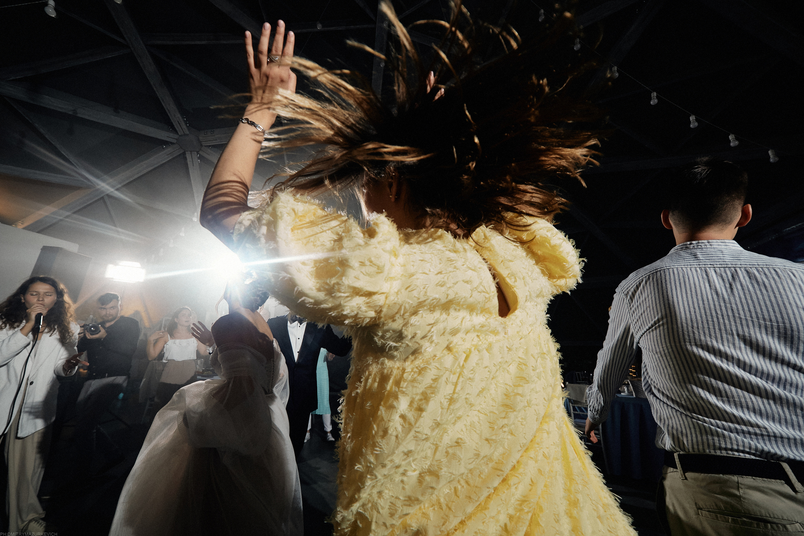 CLOUDS. LEADING. BLOGGER. Дмитрий Мазуркевич: Профессиональный Репортажный Фотограф