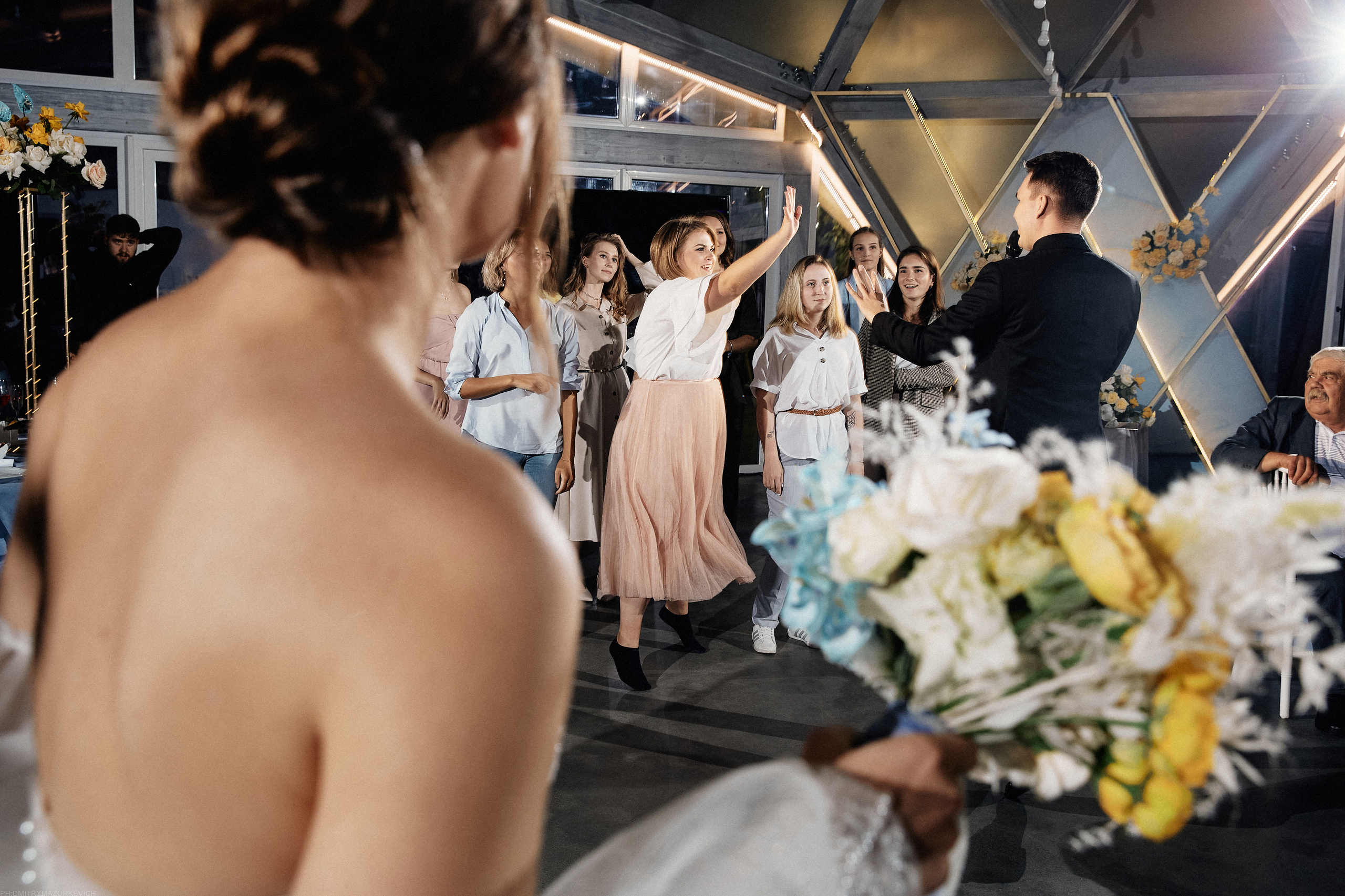 CLOUDS. LEADING. BLOGGER. Дмитрий Мазуркевич: Профессиональный Репортажный Фотограф