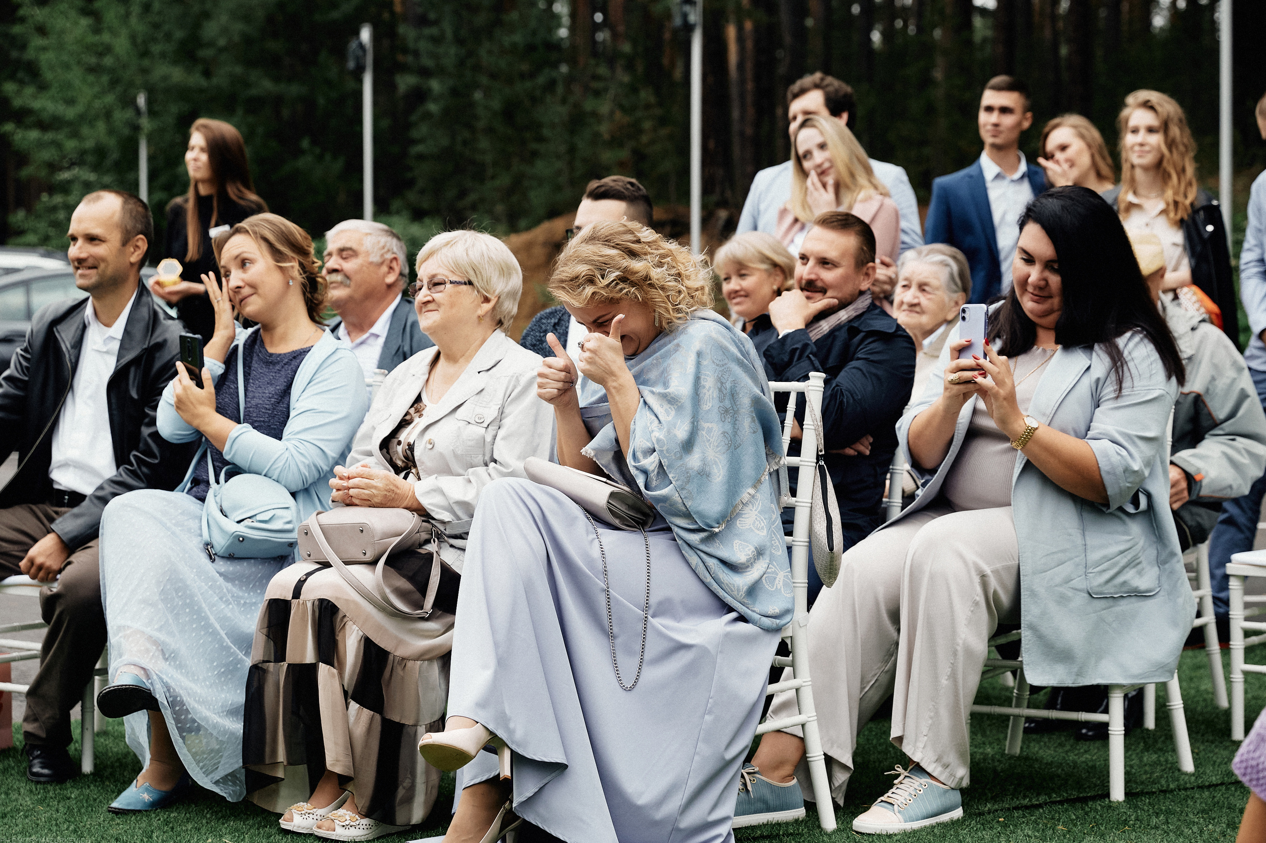 CLOUDS. LEADING. BLOGGER. Дмитрий Мазуркевич: Профессиональный Репортажный Фотограф