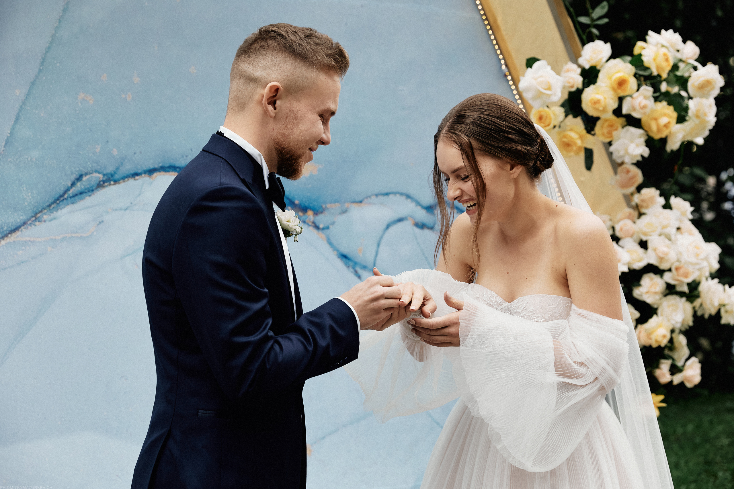 CLOUDS. LEADING. BLOGGER. Дмитрий Мазуркевич: Профессиональный Репортажный Фотограф