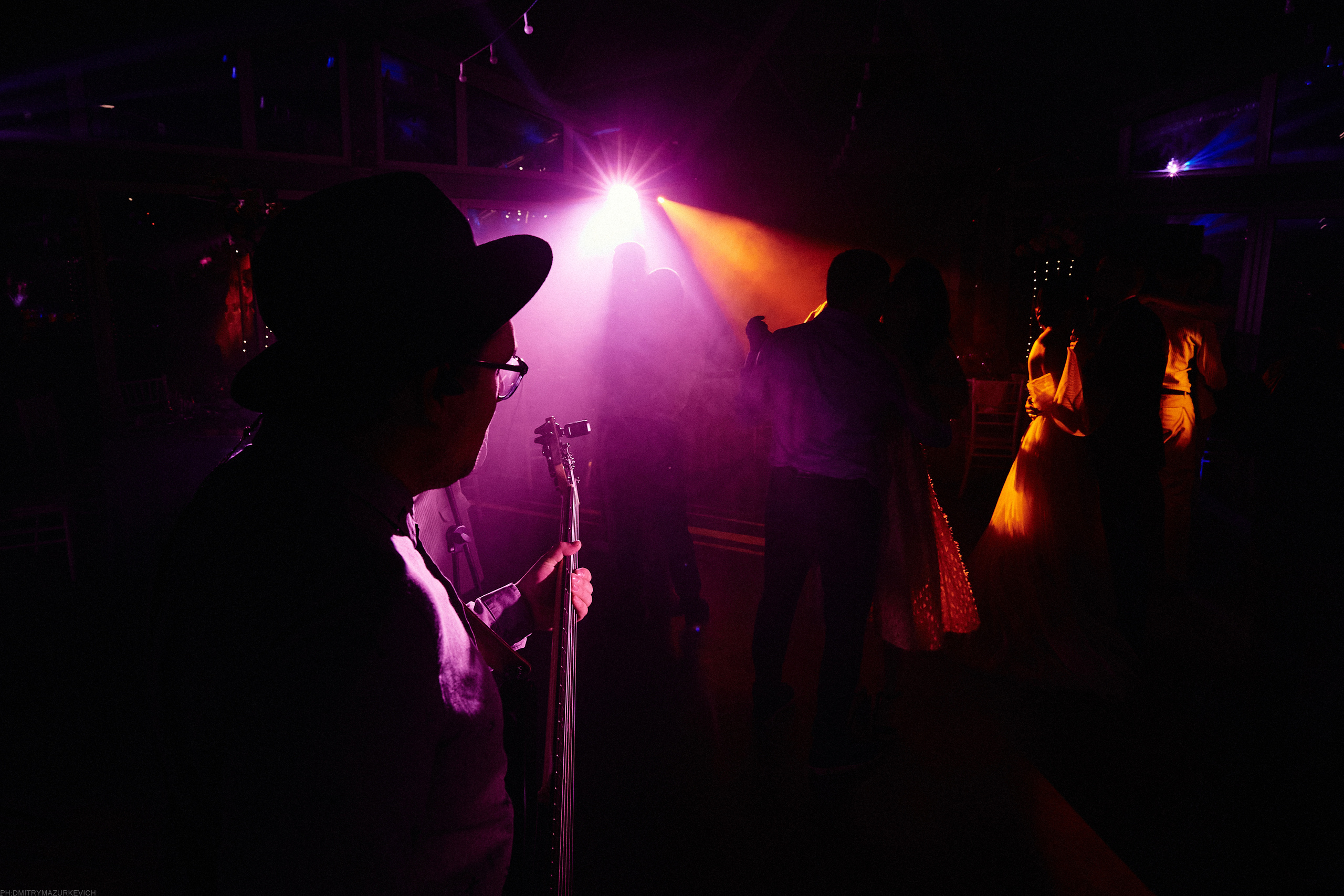 CLOUDS. LEADING. BLOGGER. Дмитрий Мазуркевич: Профессиональный Репортажный Фотограф