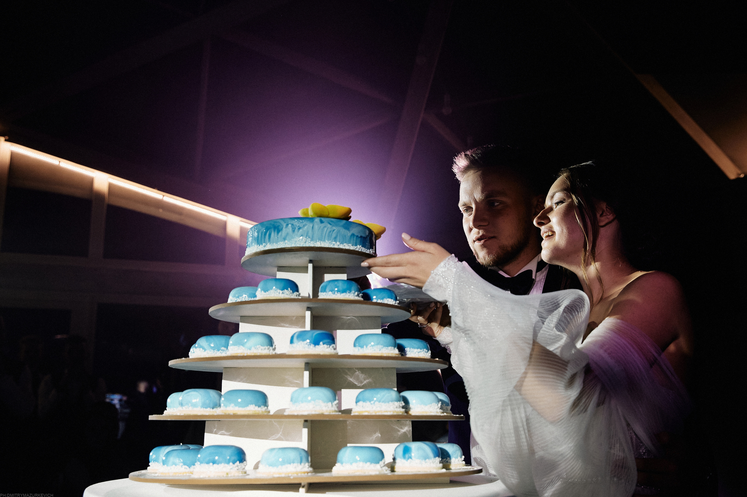 CLOUDS. LEADING. BLOGGER. Дмитрий Мазуркевич: Профессиональный Репортажный Фотограф