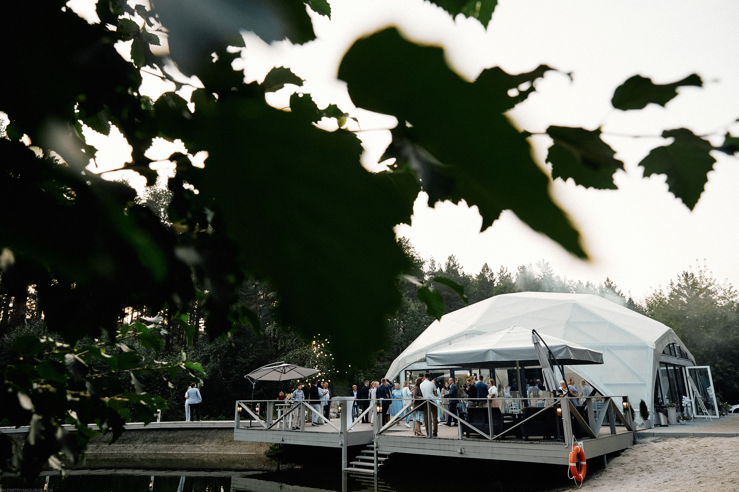 CLOUDS. LEADING. BLOGGER. Дмитрий Мазуркевич: Профессиональный Репортажный Фотограф