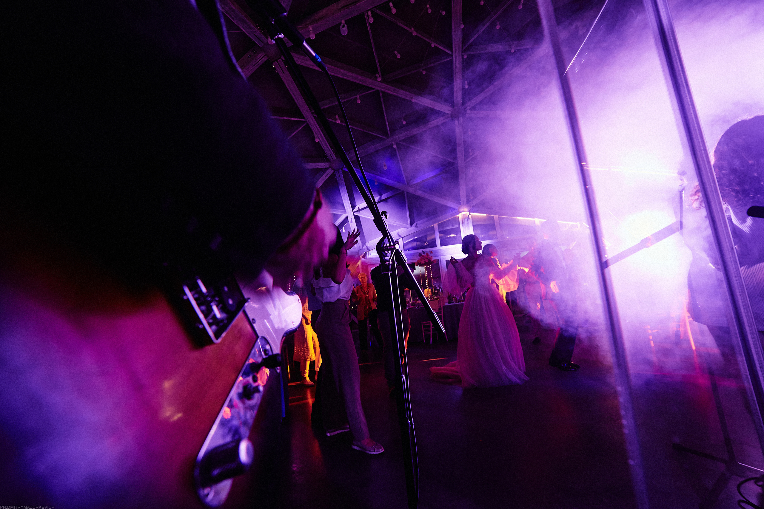 CLOUDS. LEADING. BLOGGER. Дмитрий Мазуркевич: Профессиональный Репортажный Фотограф