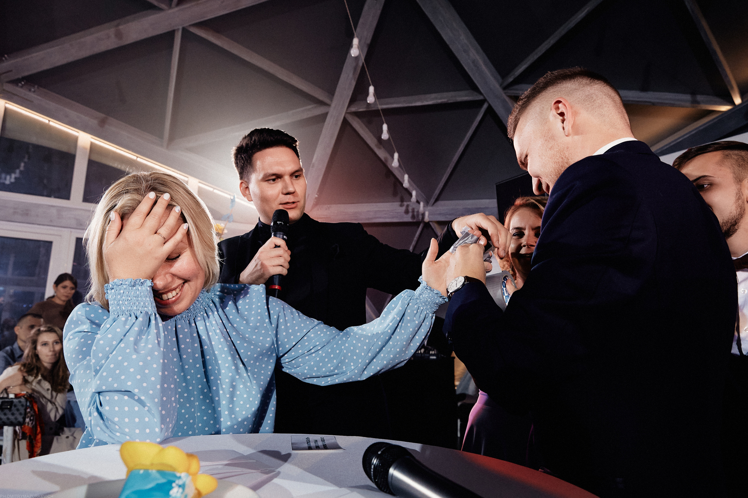 CLOUDS. LEADING. BLOGGER. Дмитрий Мазуркевич: Профессиональный Репортажный Фотограф