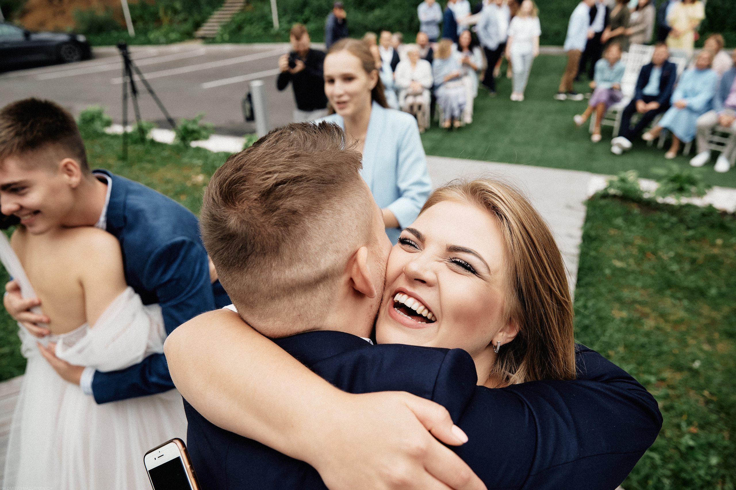 CLOUDS. LEADING. BLOGGER. Дмитрий Мазуркевич: Профессиональный Репортажный Фотограф