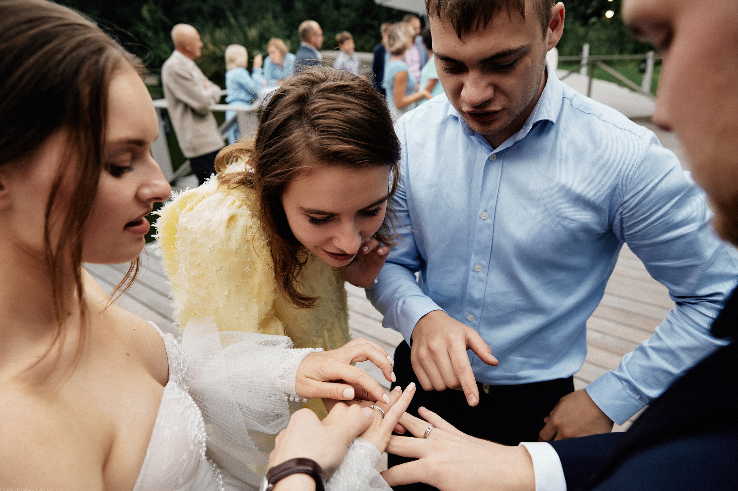 CLOUDS. LEADING. BLOGGER. Дмитрий Мазуркевич: Профессиональный Репортажный Фотограф