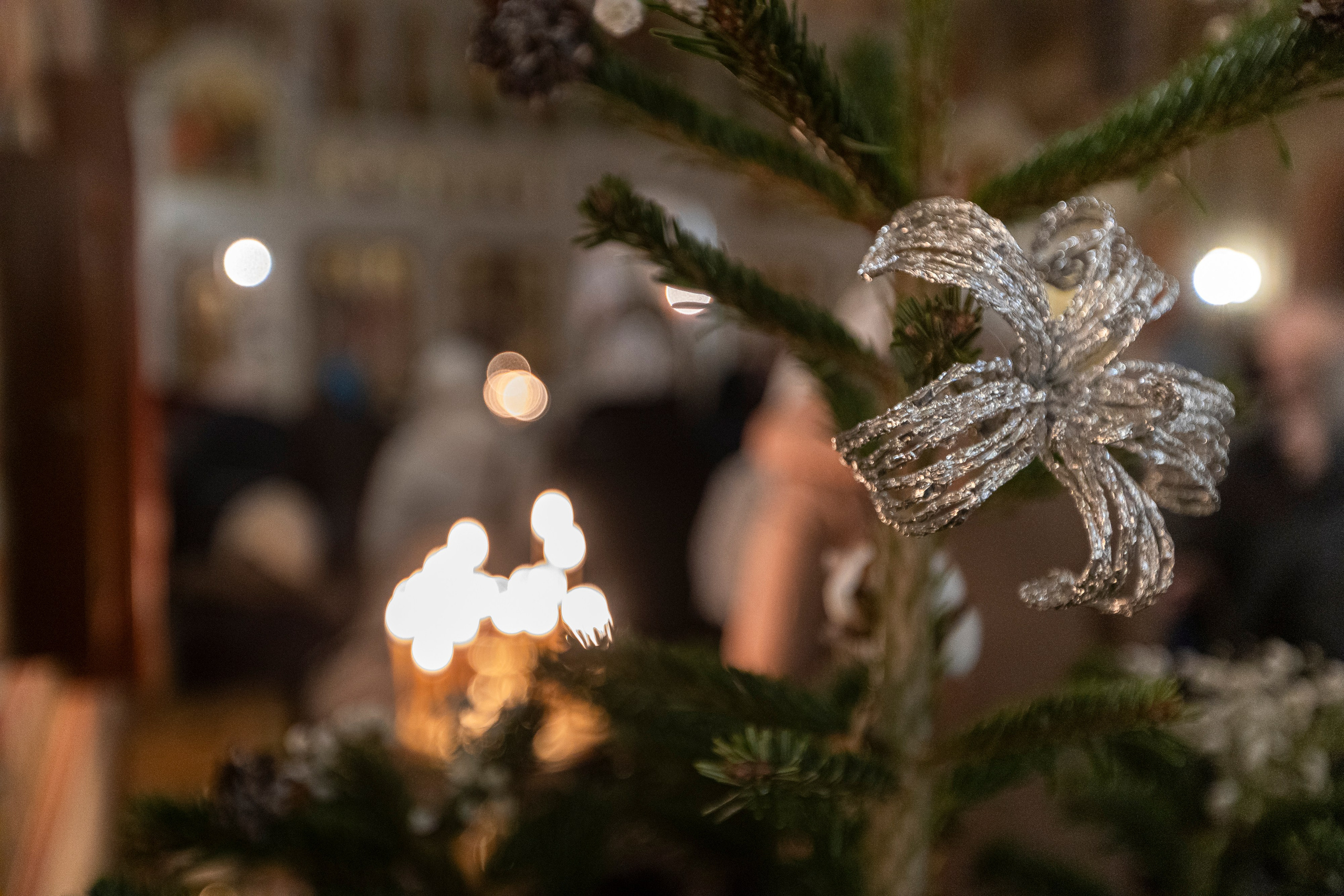 Рождество в храме Св. Вмч. Димитрия Солунского. Интерьерный фотограф в Москве Роман Потапов