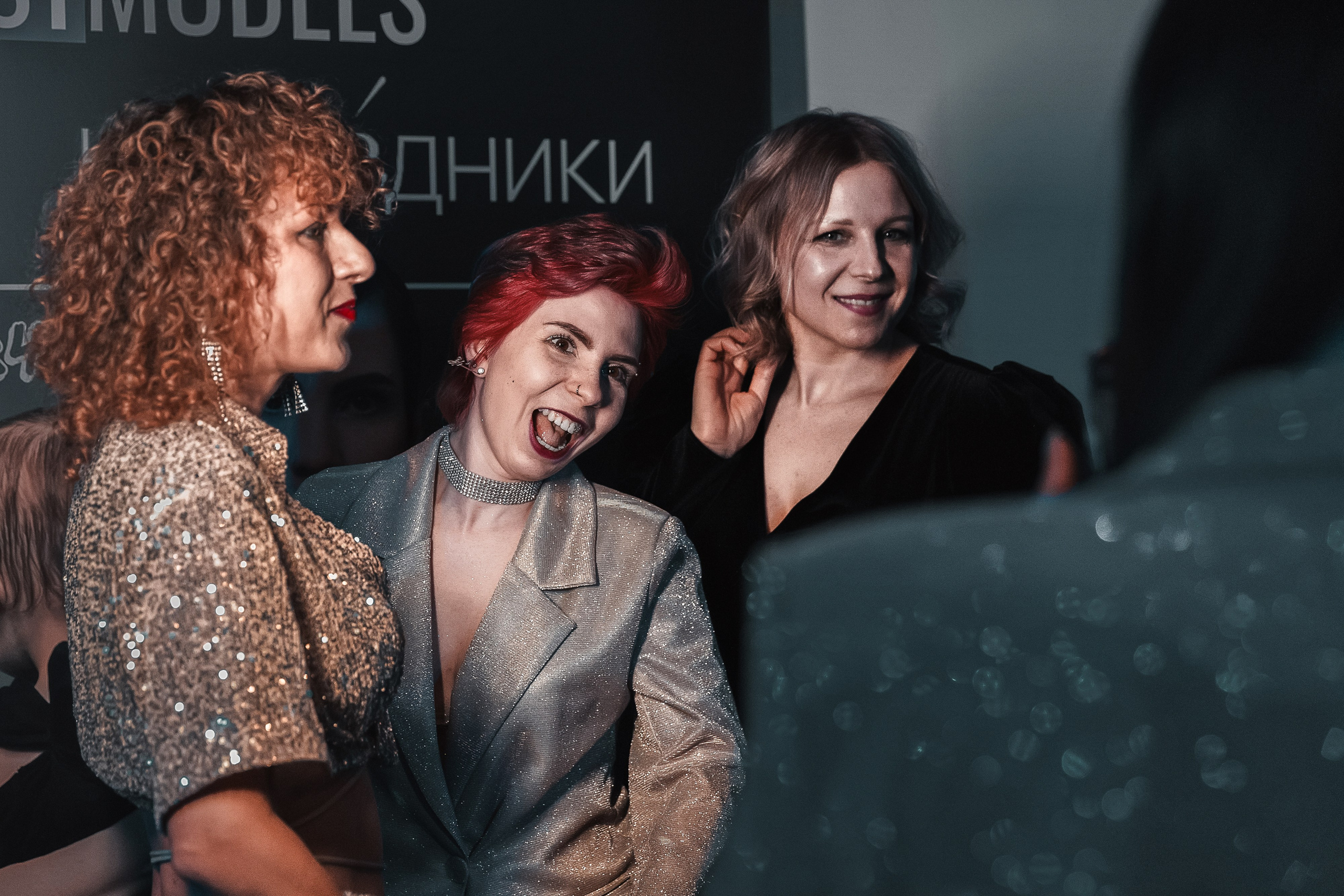 Фотосъемка презентаций модных журналов в Санкт-Петербурге | Рекламные кадры для медиа