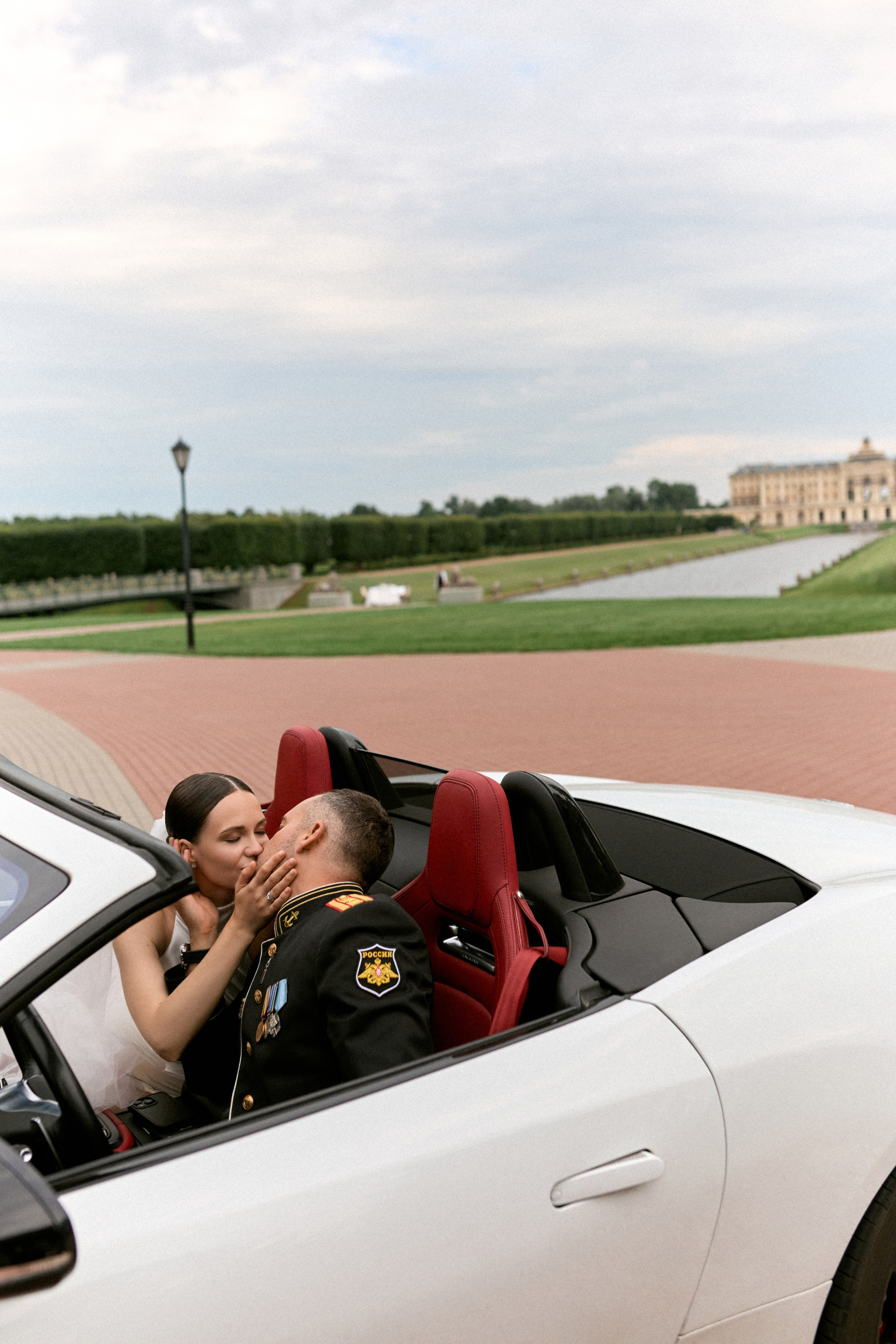 Свадебная фотосессия в резиденции Президента. Сестры Карабаза. Фотографы и ретушеры в Москве и Санкт-Петербурге