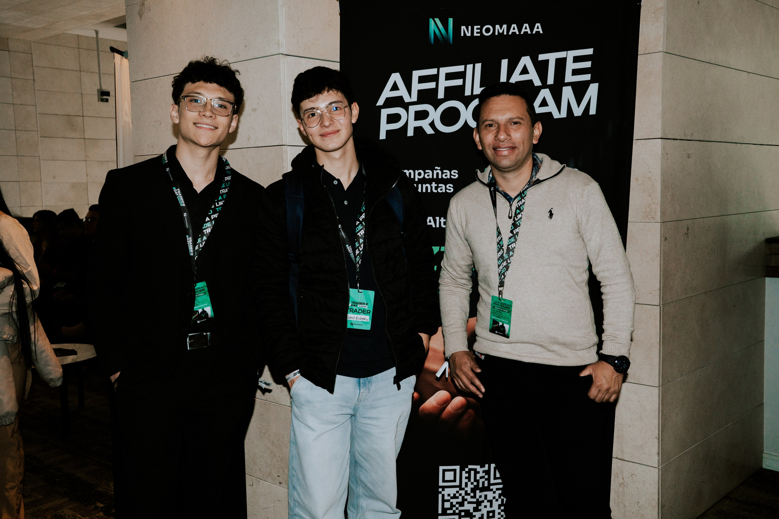 TRADERS DAY By NeomAAA Bogota. NeomAAA Funds Gallery