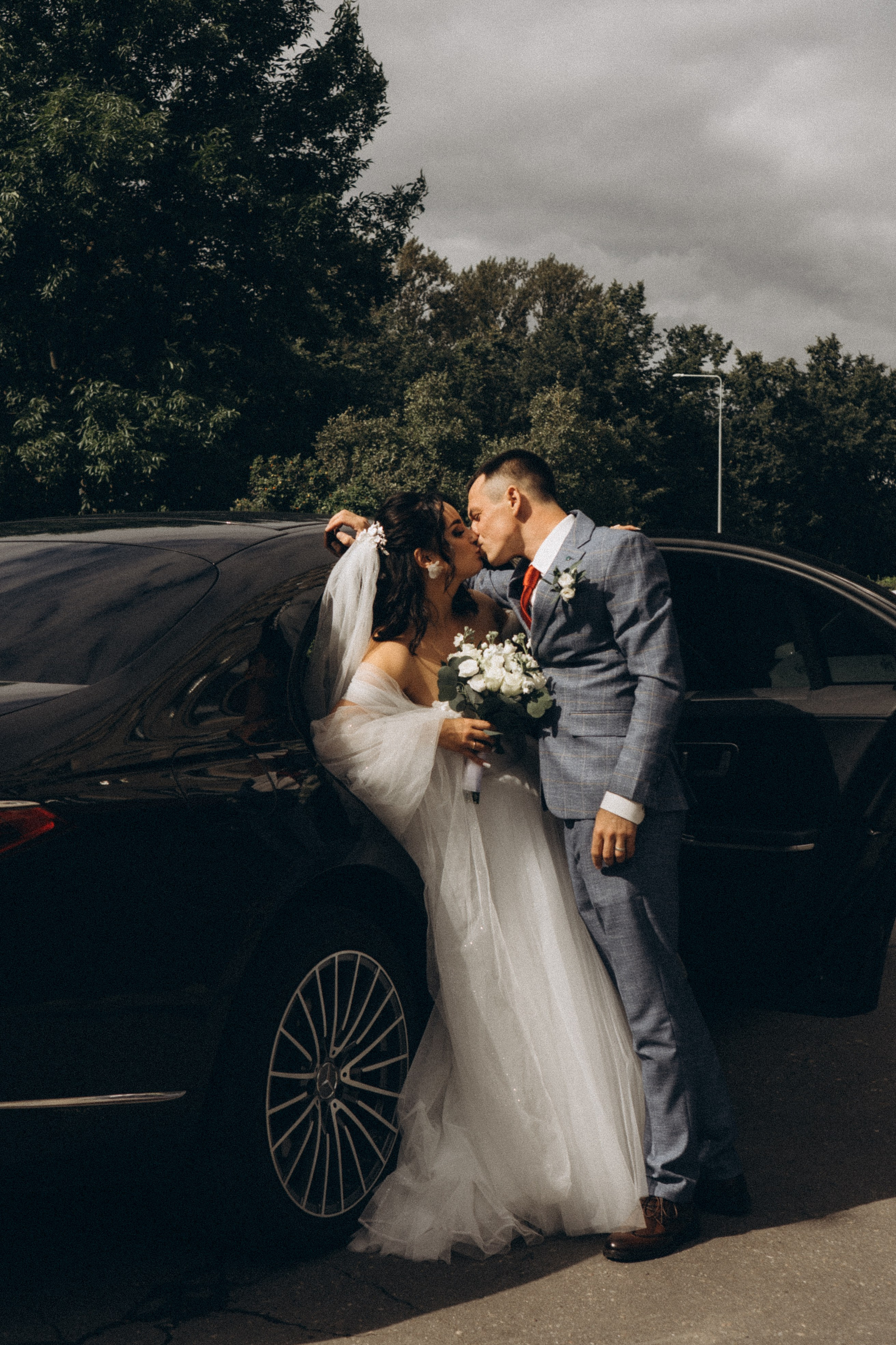 СВАДЕБНАЯ ПРОГУЛКА РЕСТОРАН МЫ ЖЕ НА ТЫ И ФОТОСЕССИИЯ С АВТОМОБИЛЕМ. Профессиональный фотограф, Санкт-Петербург — Виктория Богомолова