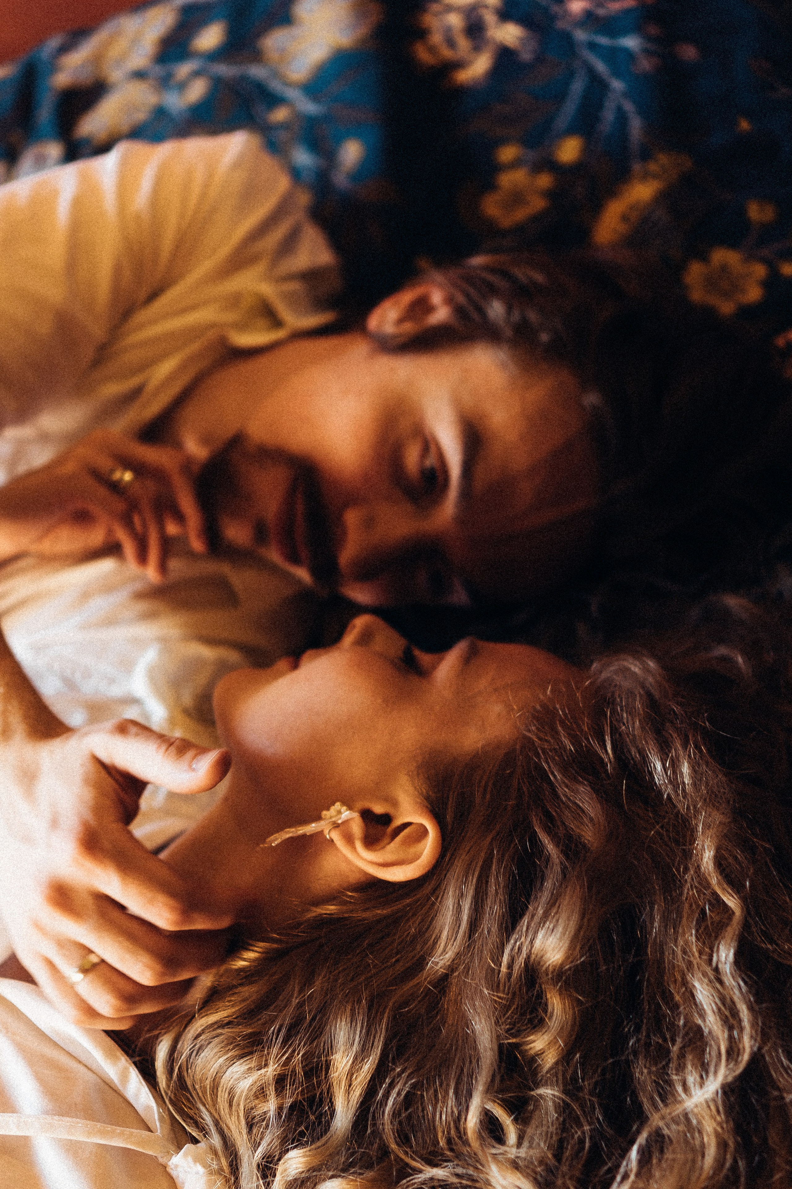 СВАДЕБНАЯ ПРОГУЛКА ПО ПЕТРОГРАДКЕ ВЕСНОЙ. СВАДЕБНАЯ ФОТОСЕССИИЯ НА ПЕТРОГРАДКЕ. Профессиональный фотограф, Санкт-Петербург — Виктория Богомолова