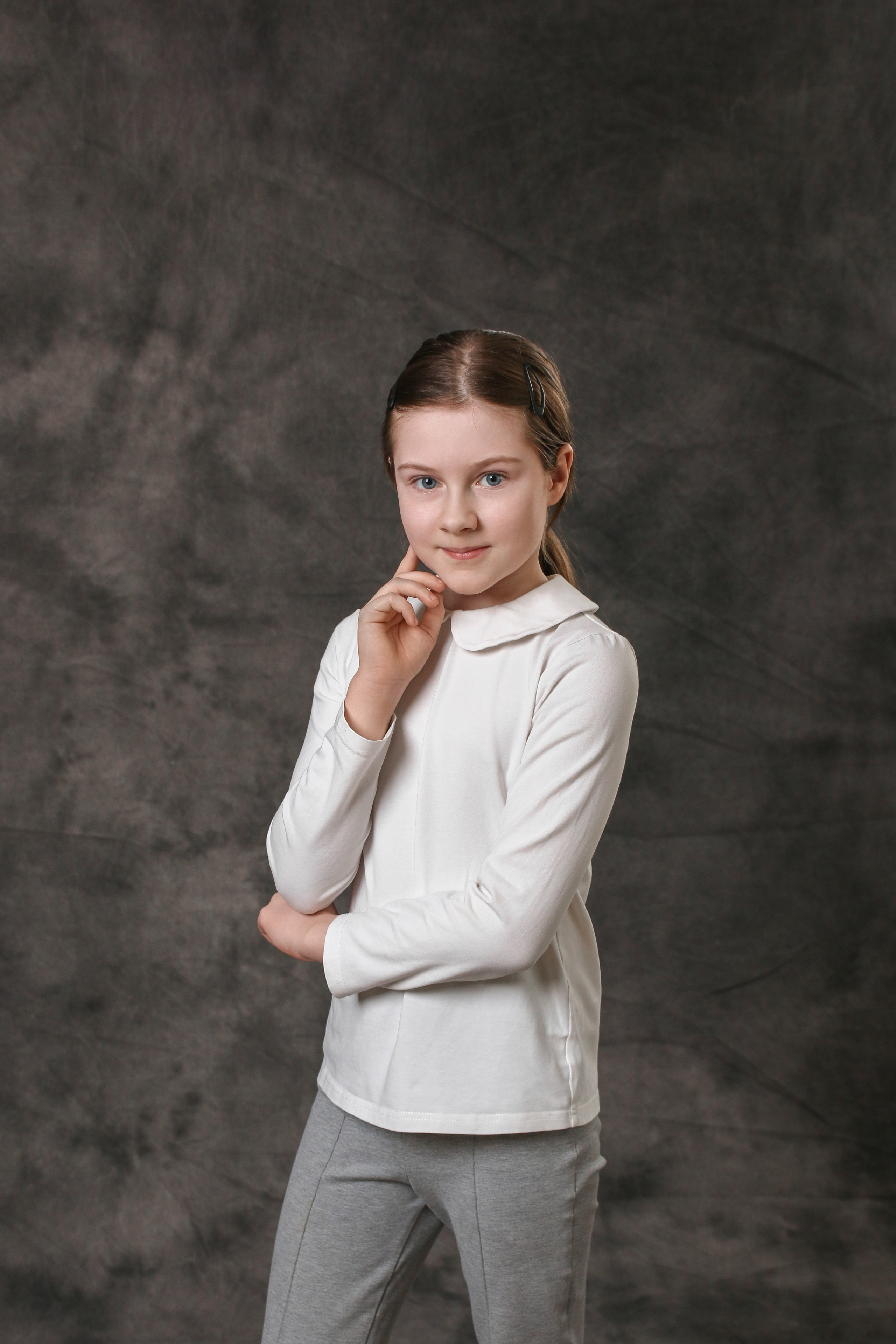 Выпускной фотоальбом "Портрет". Выпускные альбомы в Тюмени для школ, садов, вузов спортивных секций