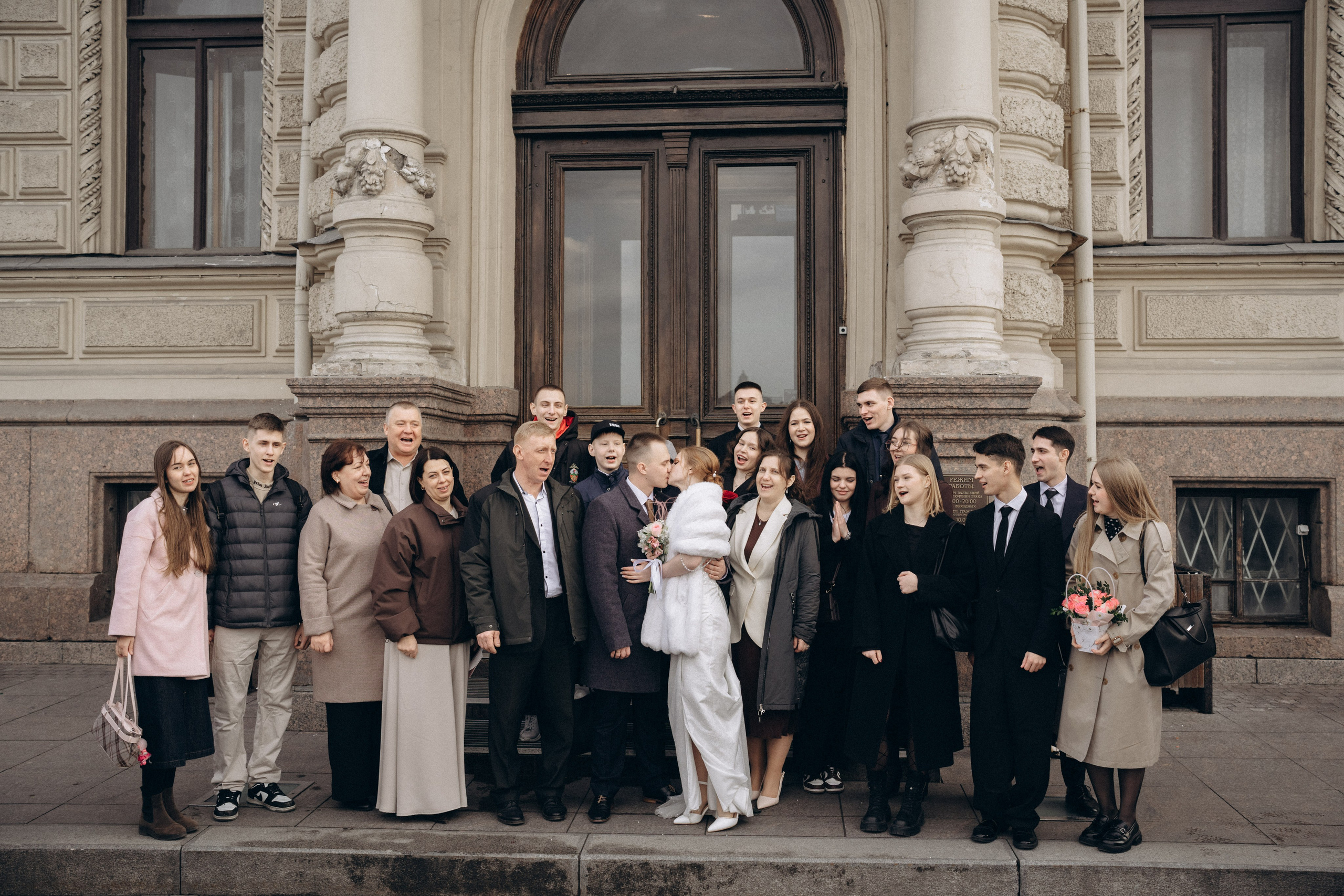 ЗАГС и прогулка. Семейный фотограф в Санкт-Петербурге Екатерина Васильева