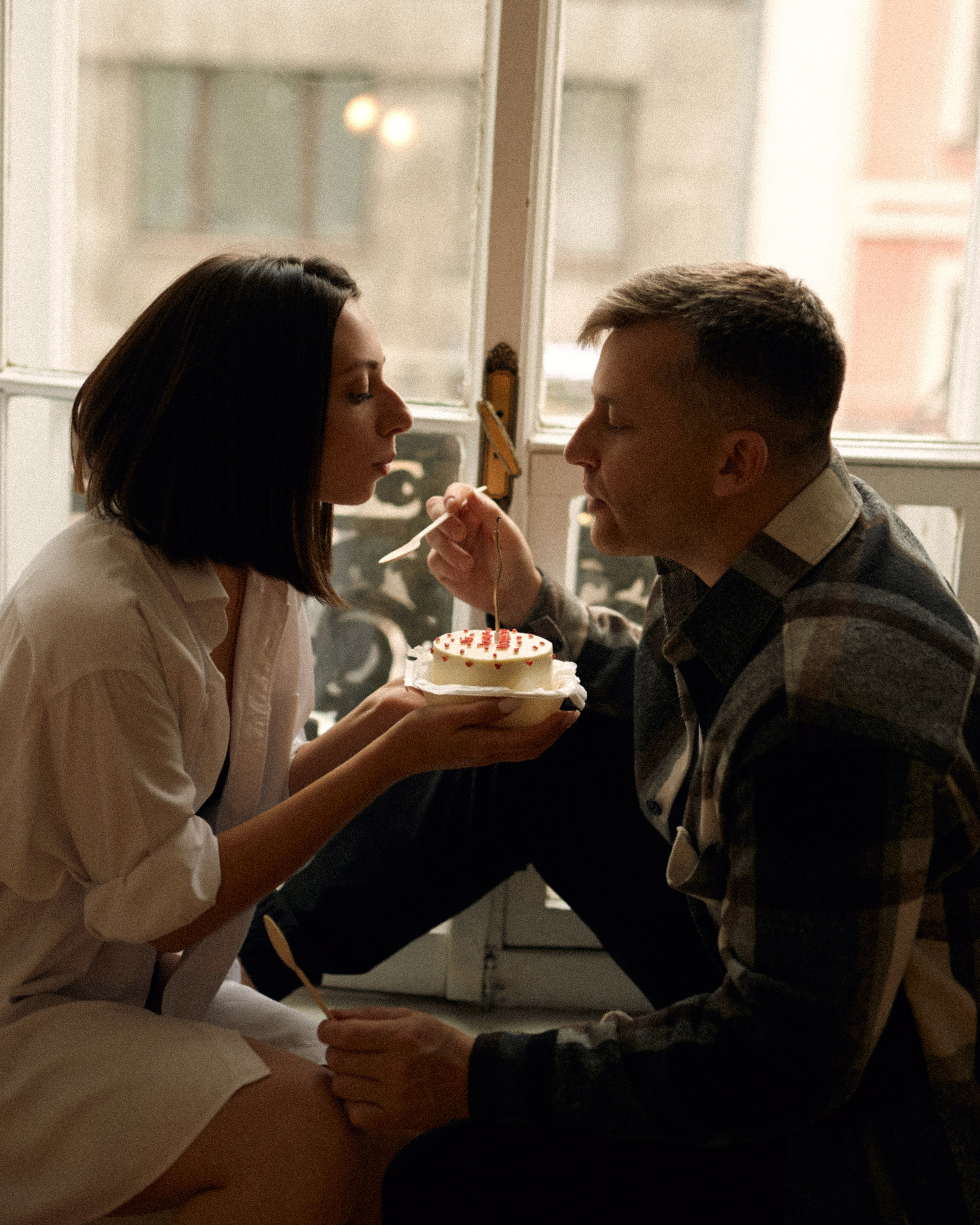 Мы сегодня дома