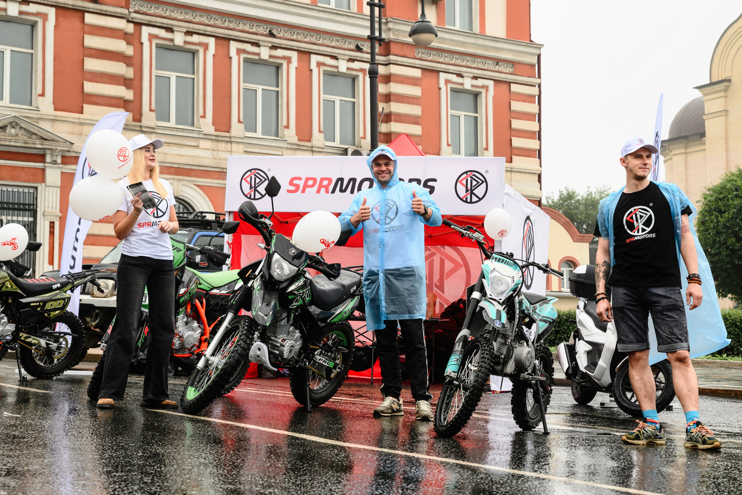 Автосалон 2026 SPR Motors. Репортажный фотограф во Владивостоке Таня Терехина