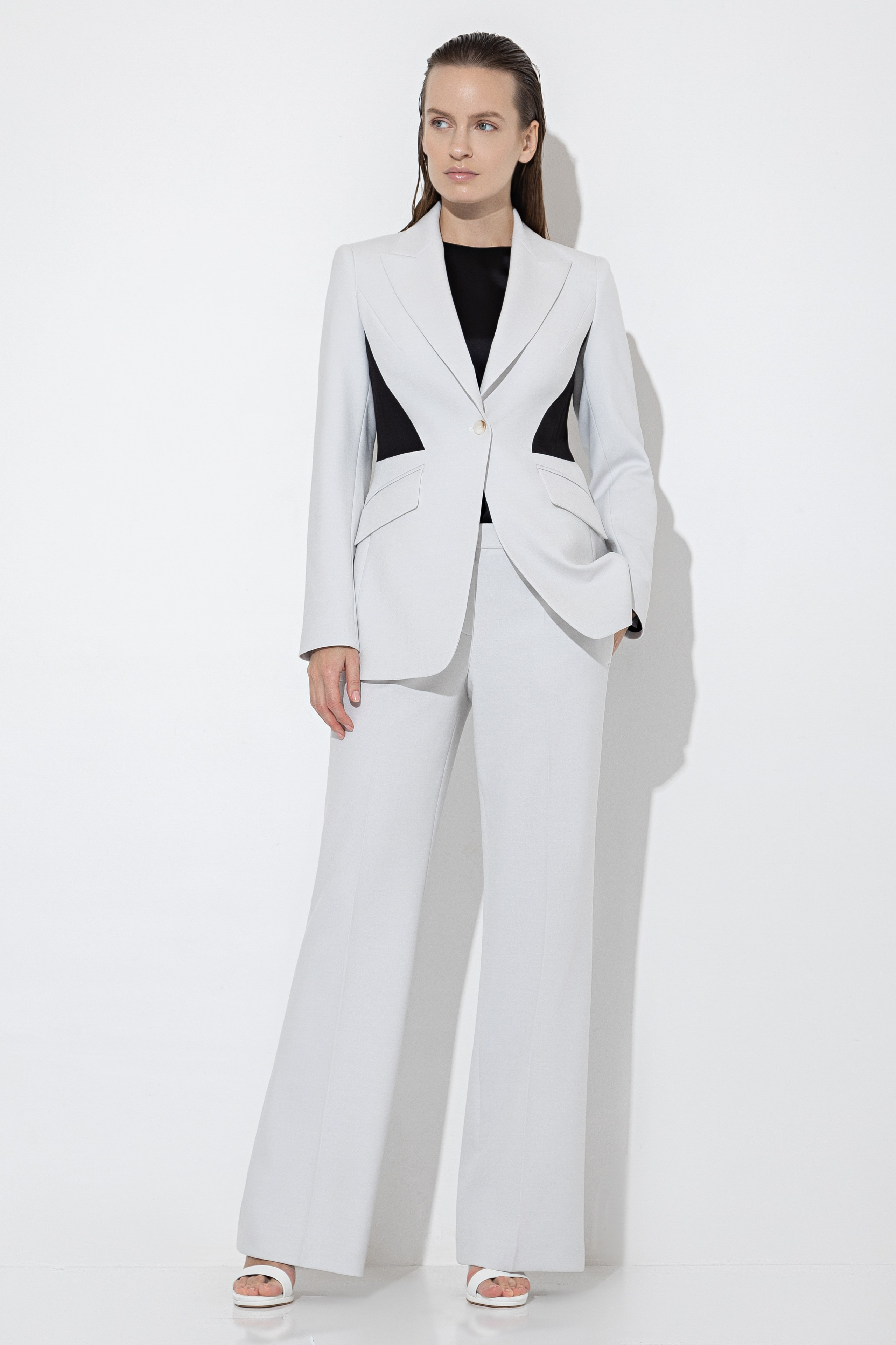 VASSA&Co. Профессиональный ретушер Прудникова Любовь