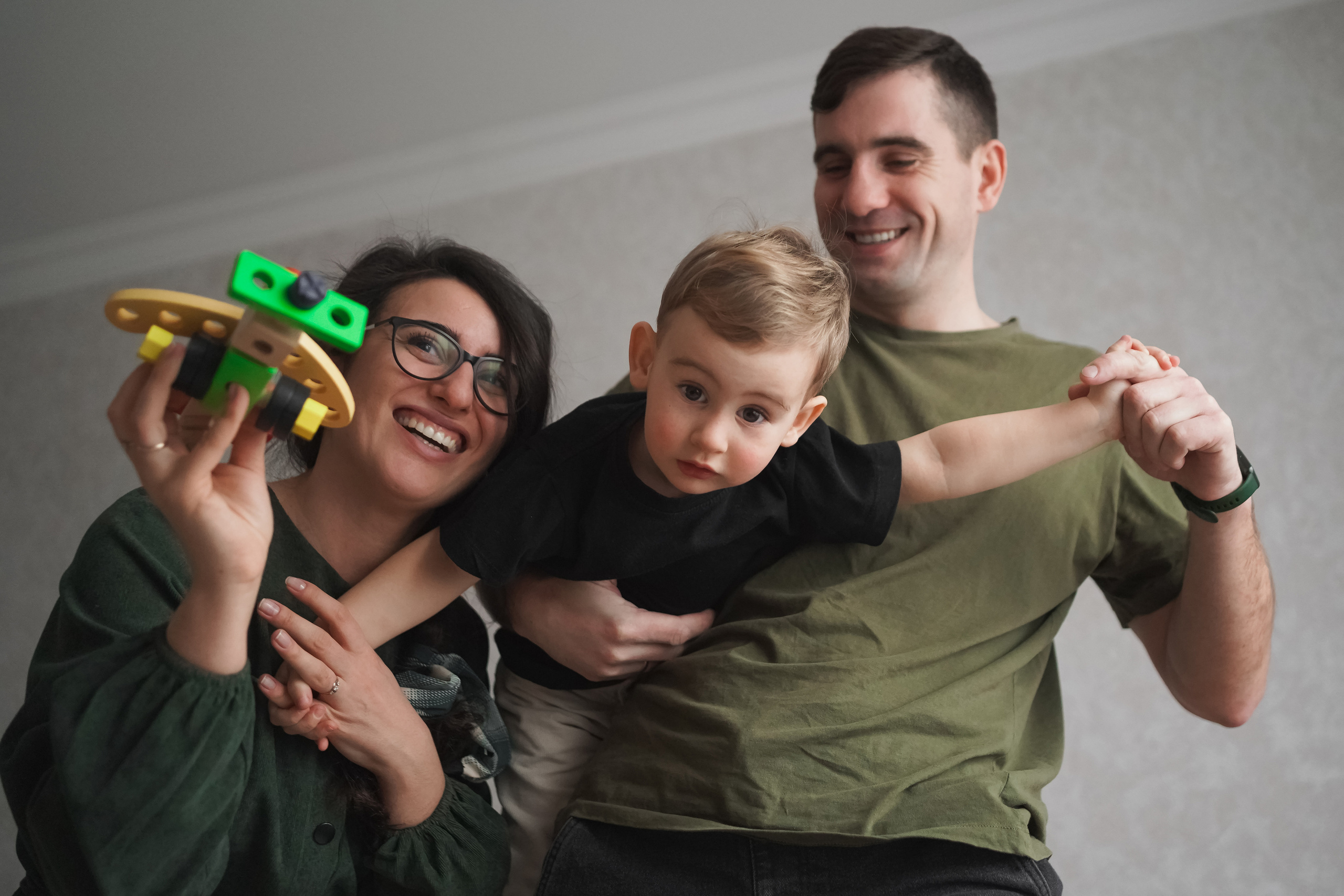 Самира, Сергей и Арсений. Свадебный и семейный фотограф в Калининграде Алина Свиклан