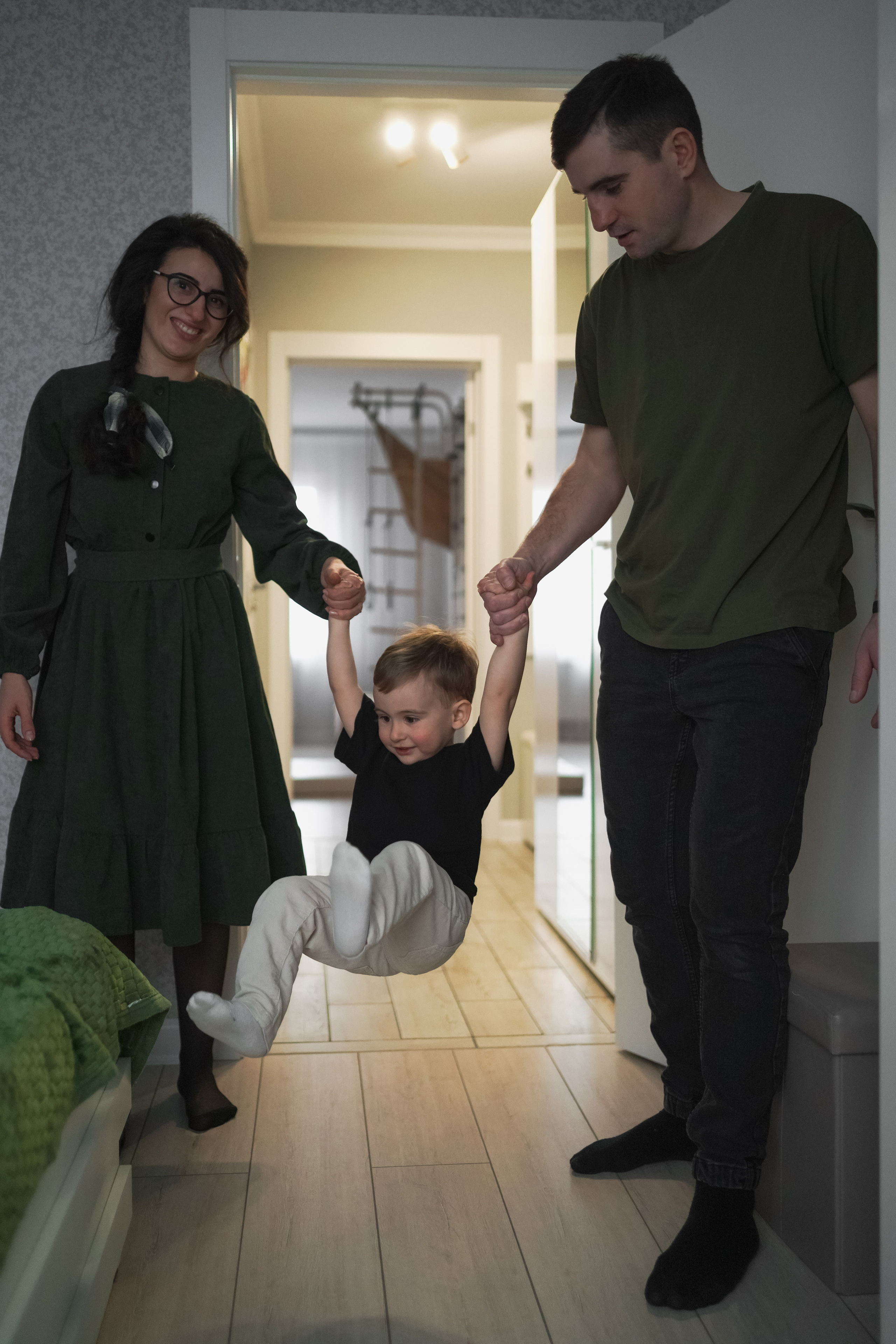 Самира, Сергей и Арсений. Свадебный и семейный фотограф в Калининграде Алина Свиклан