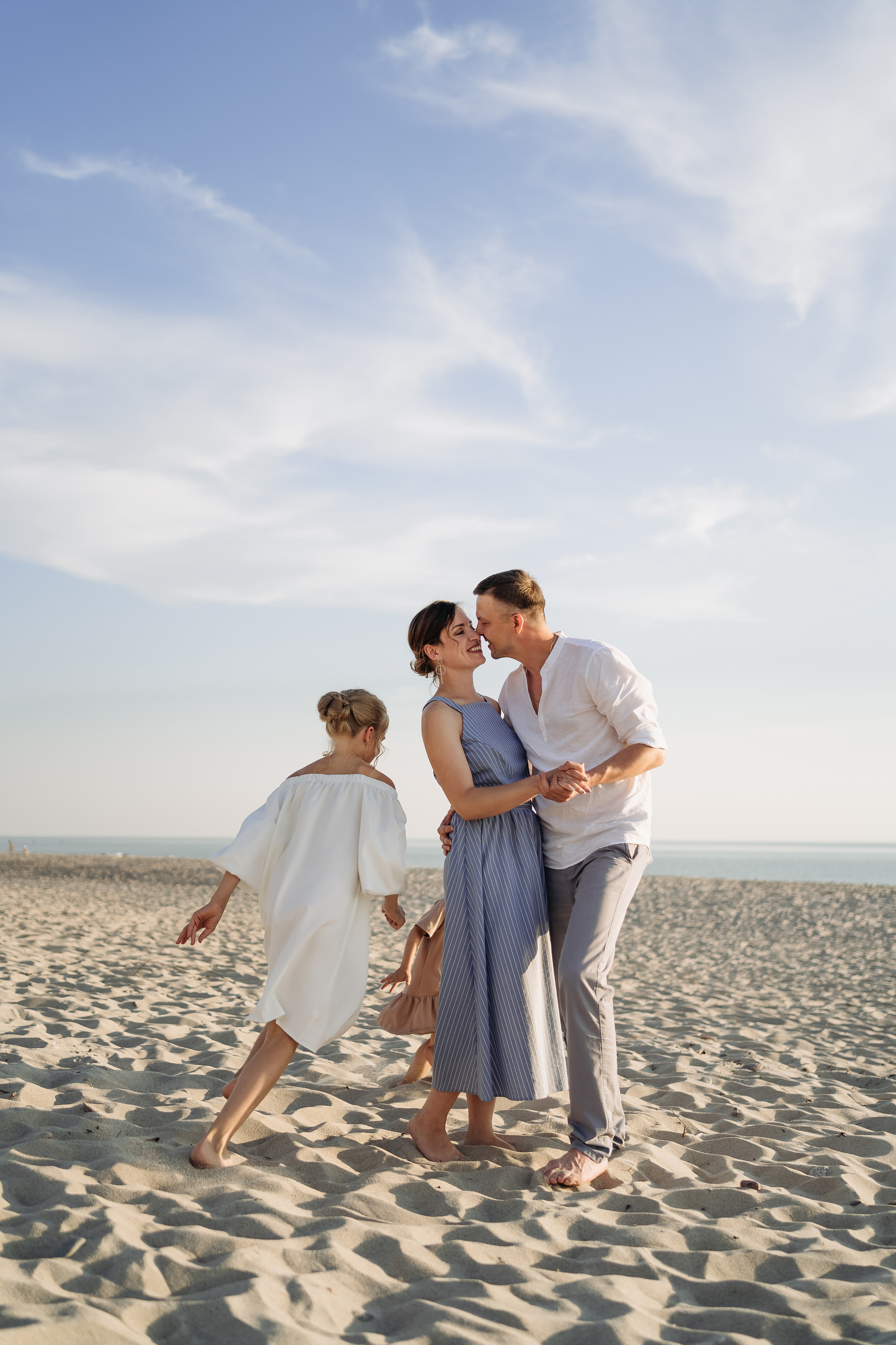 Анастасия, Сергей, Кира и Мира. Свадебный и семейный фотограф в Калининграде Алина Свиклан