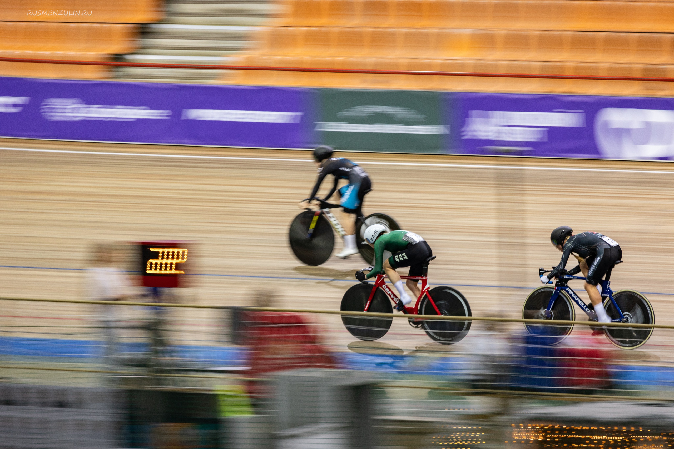 Cyclingrace крылатское декабрь 2025. Лучшие моменты и живые эмоции в моем объективе! Обращайтесь