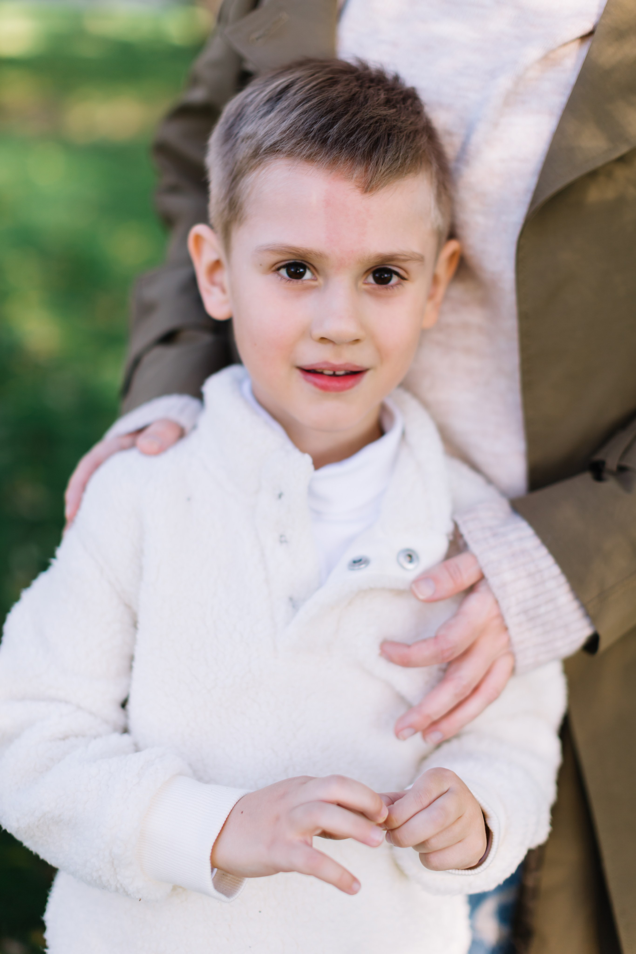 алёна малахова фотограф новосибирск семейный детский домашняя фотосессия в новосибирске день рождения репортажная съёмка фотосессия с лошадьми на конюшне деревня алтай  на природе фотосессия в детском саду мама и сын предложение руки и сердца идея  помолвка фотосессия берег закат детский день рождения годик торт аниматор лофт игровая продолжение следует prodoljenie_sleduet_  корпоратив тимбилдинг первоклашка линейка  контент  бизнес портрет оперный новат франция берет весна девушка мама и дочь мать и дитя