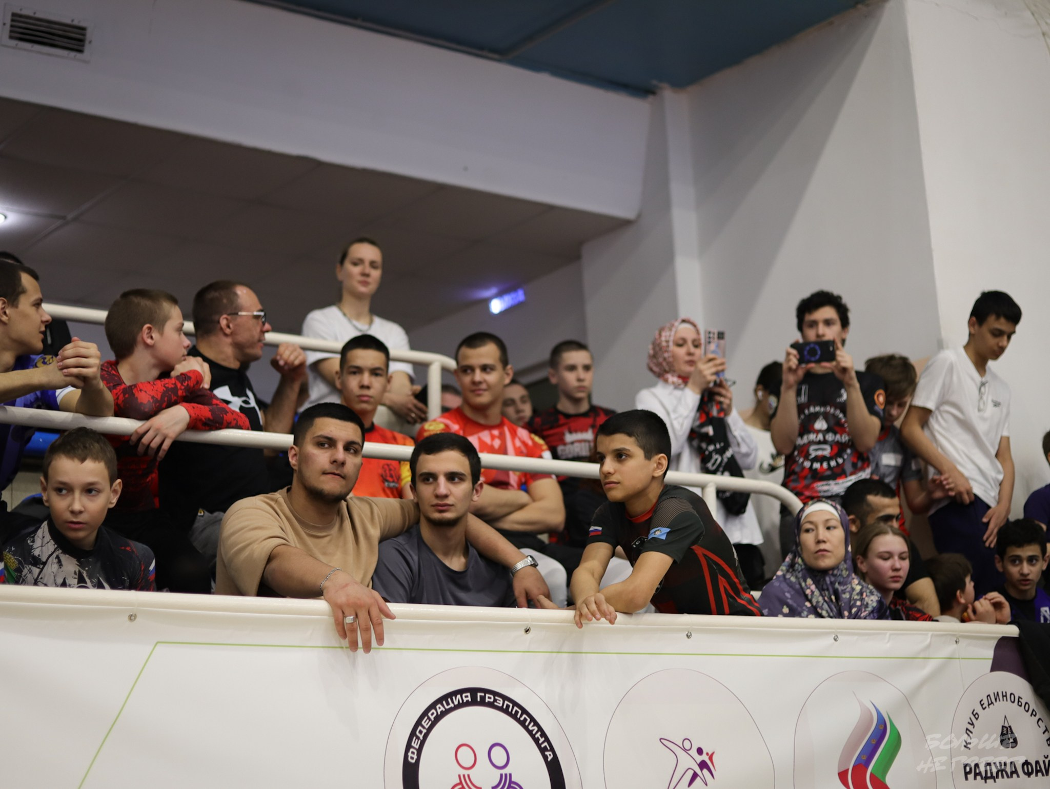 ПЕРВЕНСТВО УРФО ПО СПОРТИВНОЙ БОРЬБЕ ГРЭППЛИНГ И ГРЭППЛИНГ-ГИ. Больше не греет