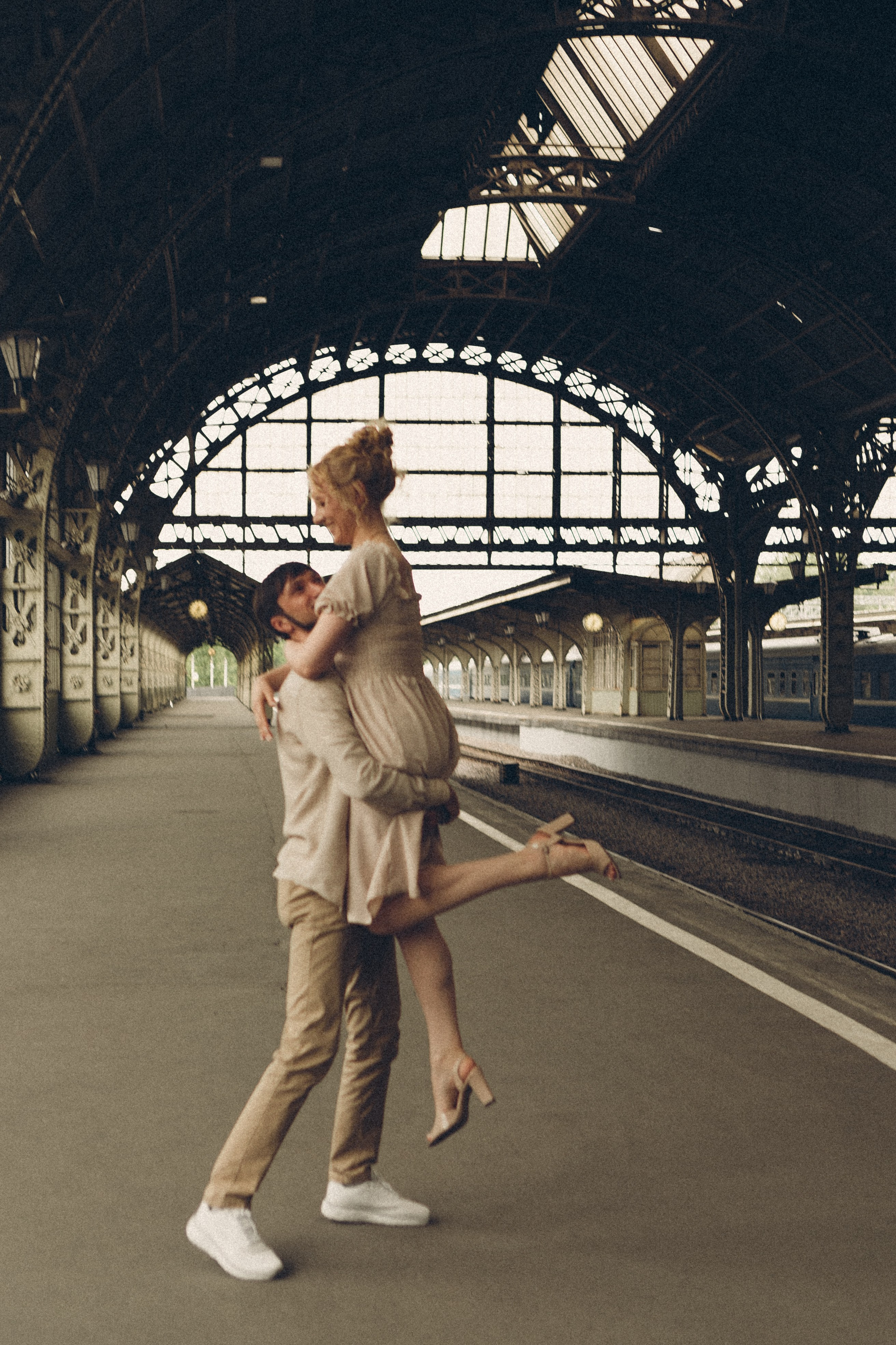 ПРОГУЛКА НА ВИТЕБСКОМ ВОКЗАЛЕ. Профессиональный фотограф, Санкт-Петербург — Виктория Богомолова