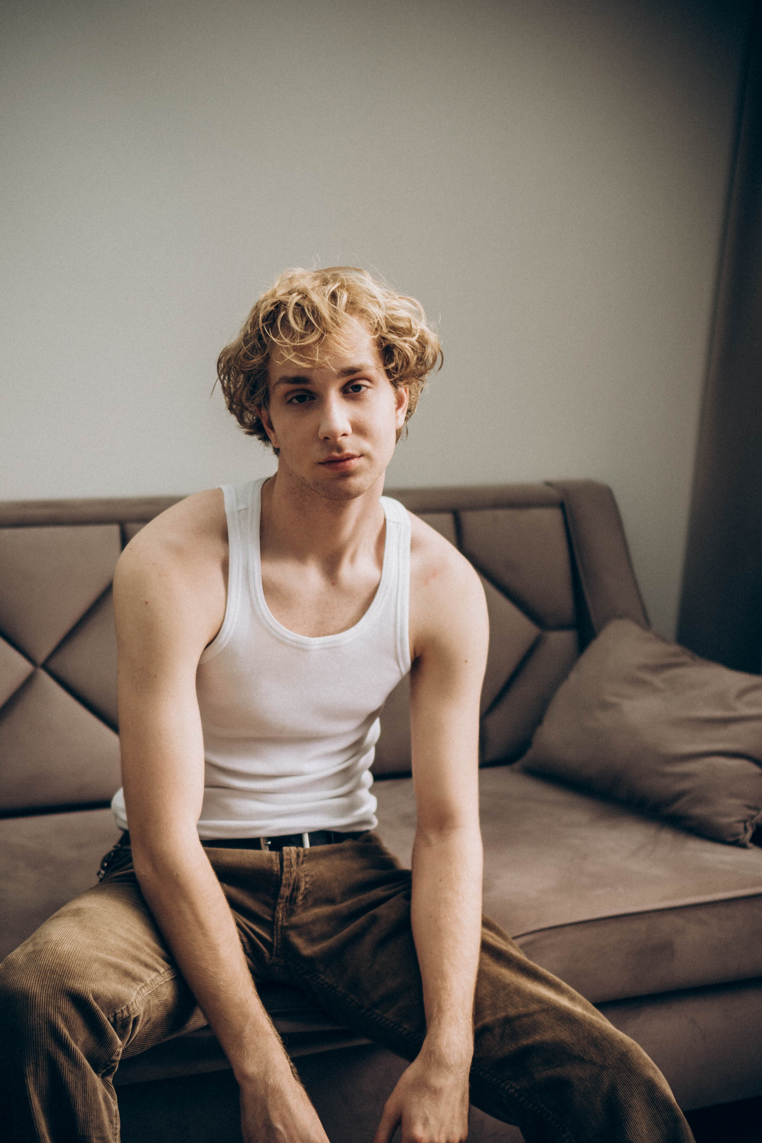 СВАДЕБНАЯ СЬЕМКА В ОТЕЛЕ. СБОРЫ ЖЕНИХА И НЕВЕСТЫ И ТАКЖЕ ТОР И ПОДГОТОВКА К ПРОГУЛКЕ. Профессиональный фотограф, Санкт-Петербург — Виктория Богомолова