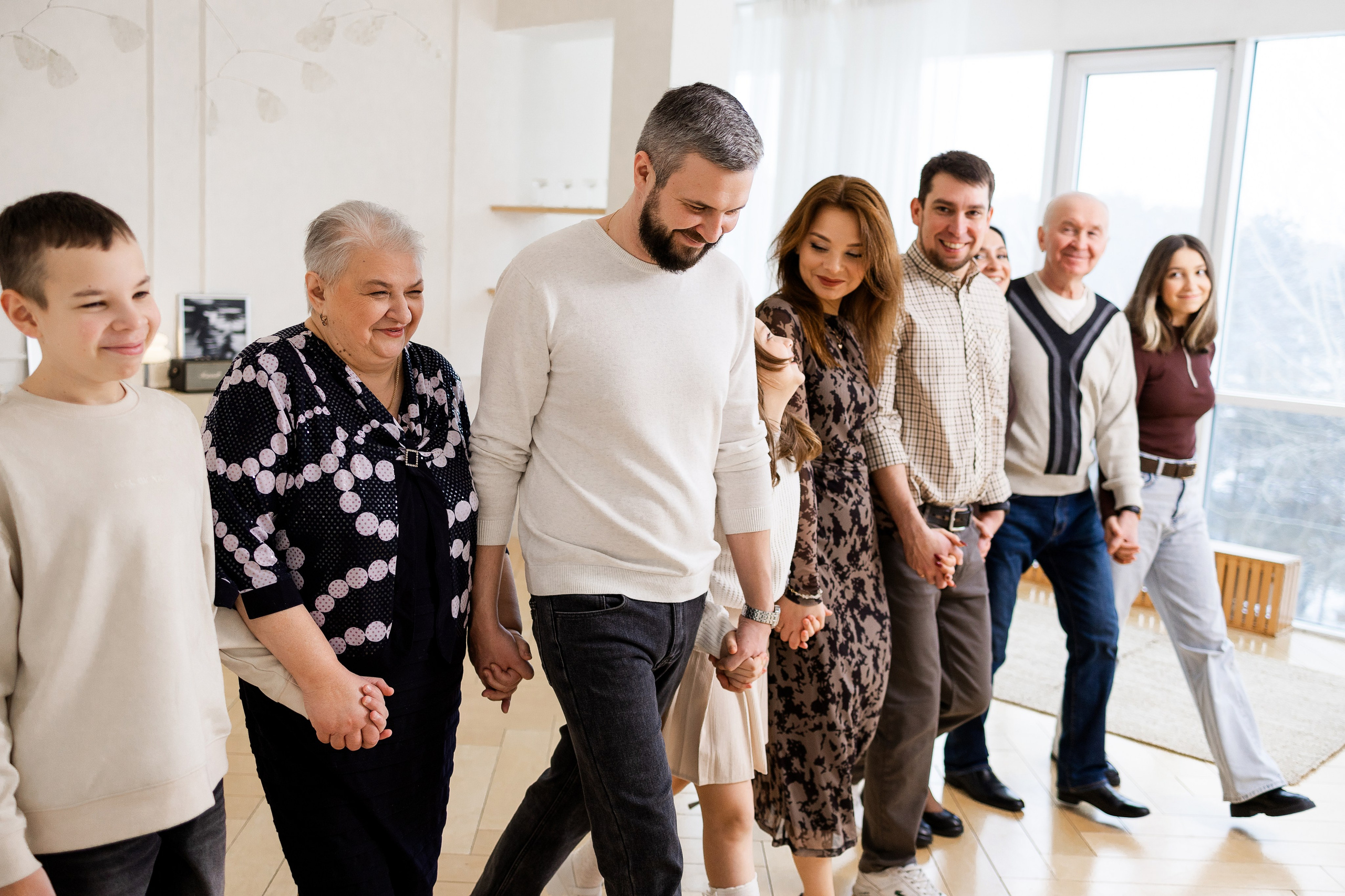 Съемка большой семьи в студии «Когда вместе». Семейный фотограф в Екатеринбурге Маргарита Курносова