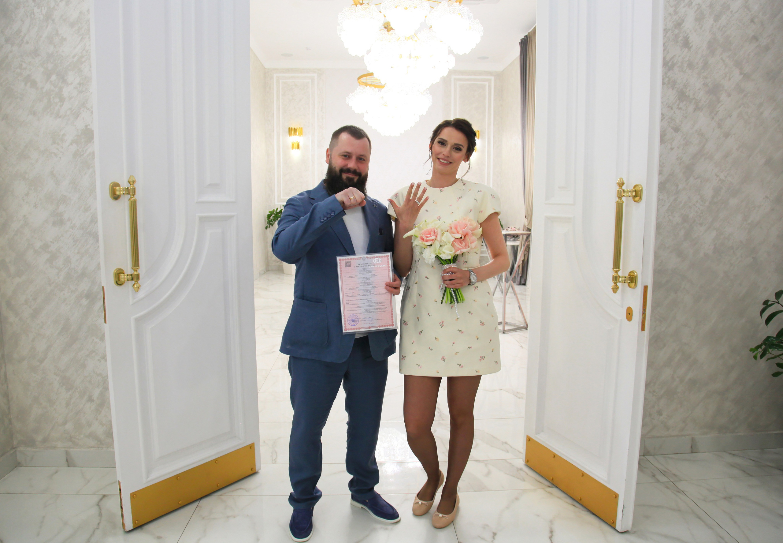 Александра и Александр Кутузовский ЗАГС. Фотограф Москва Одинцово Кубинка Краснознаменск Лапино