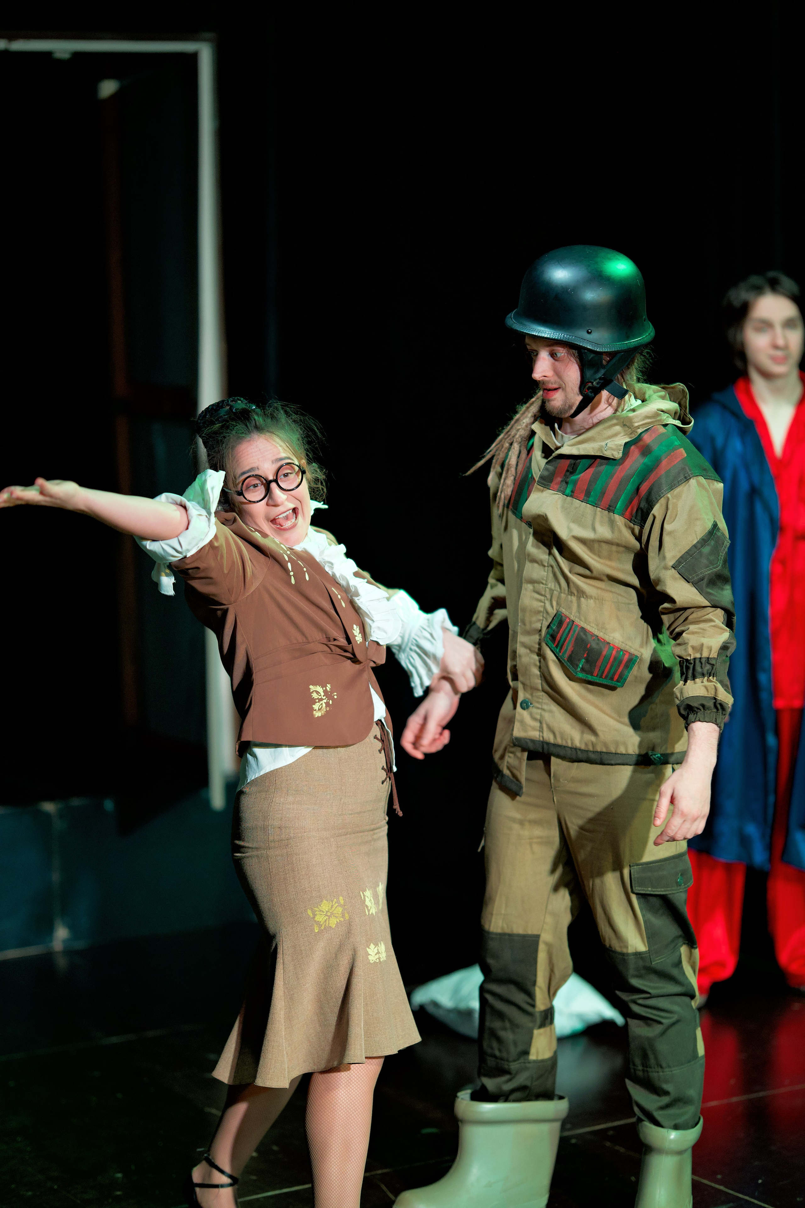 В шкафу с призраками. Фотограф Денис Болдинов. Москва